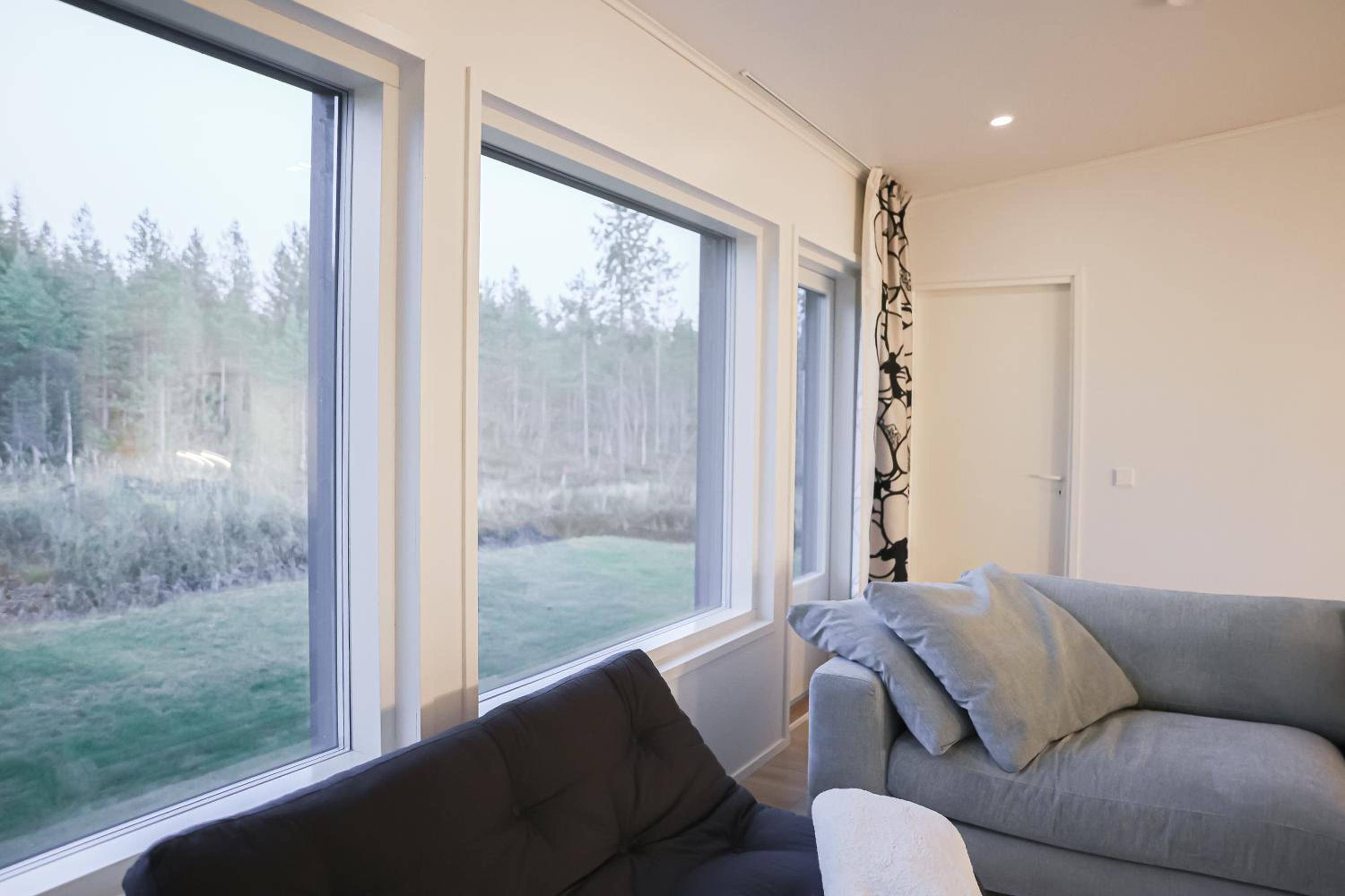 Villa Polar Lights with Jacuzzi by BookLapland