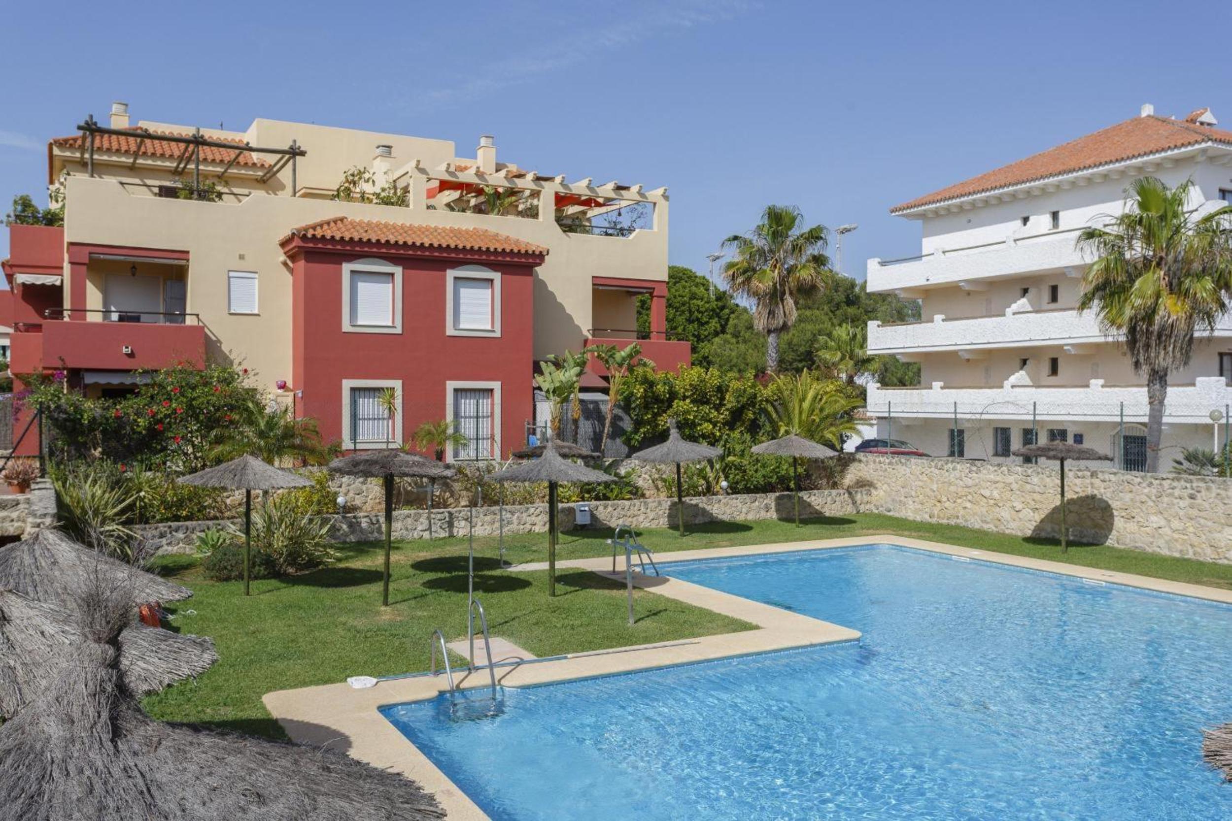 Pinos-los Corrales by Staycare