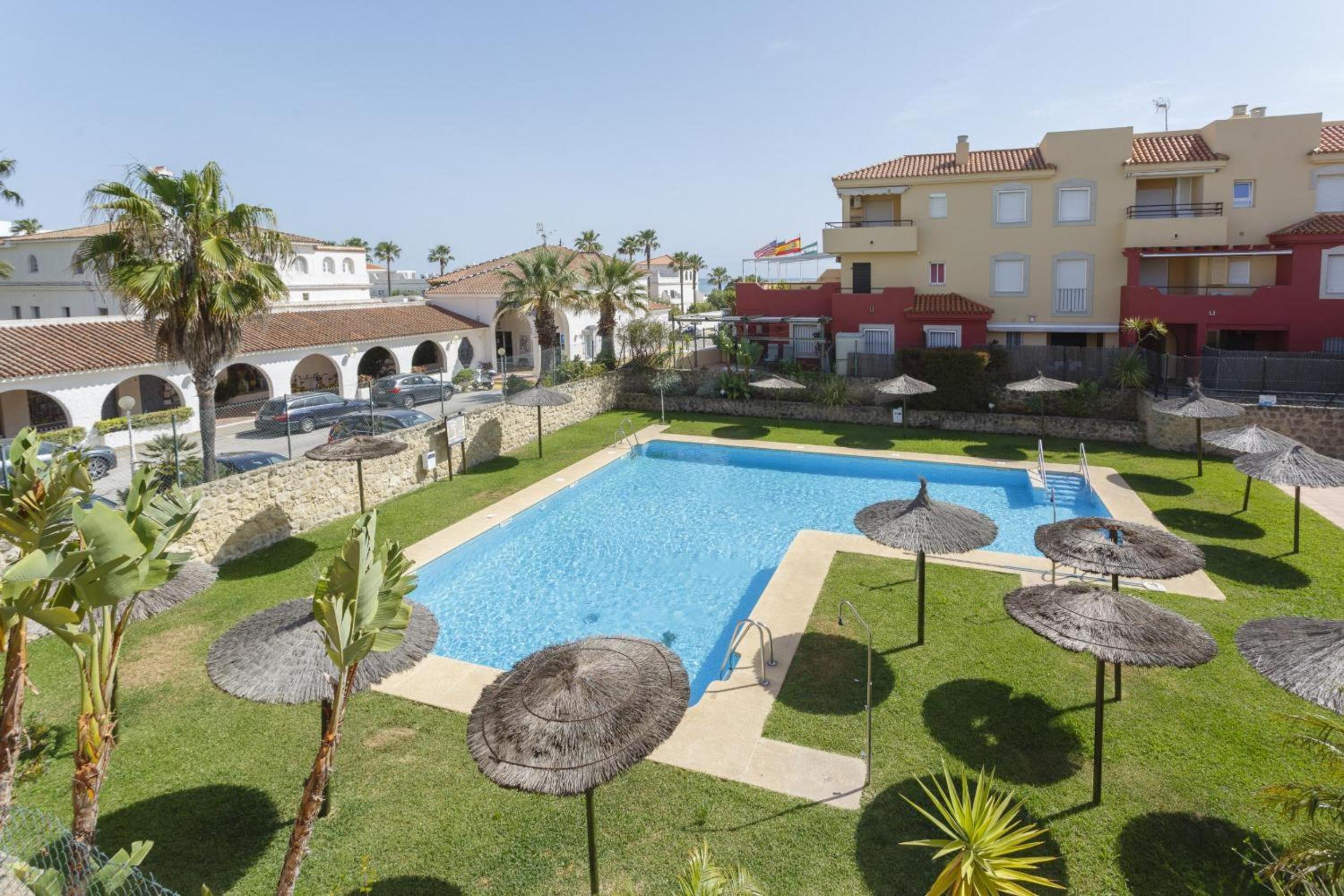 Pinos-los Corrales by Staycare