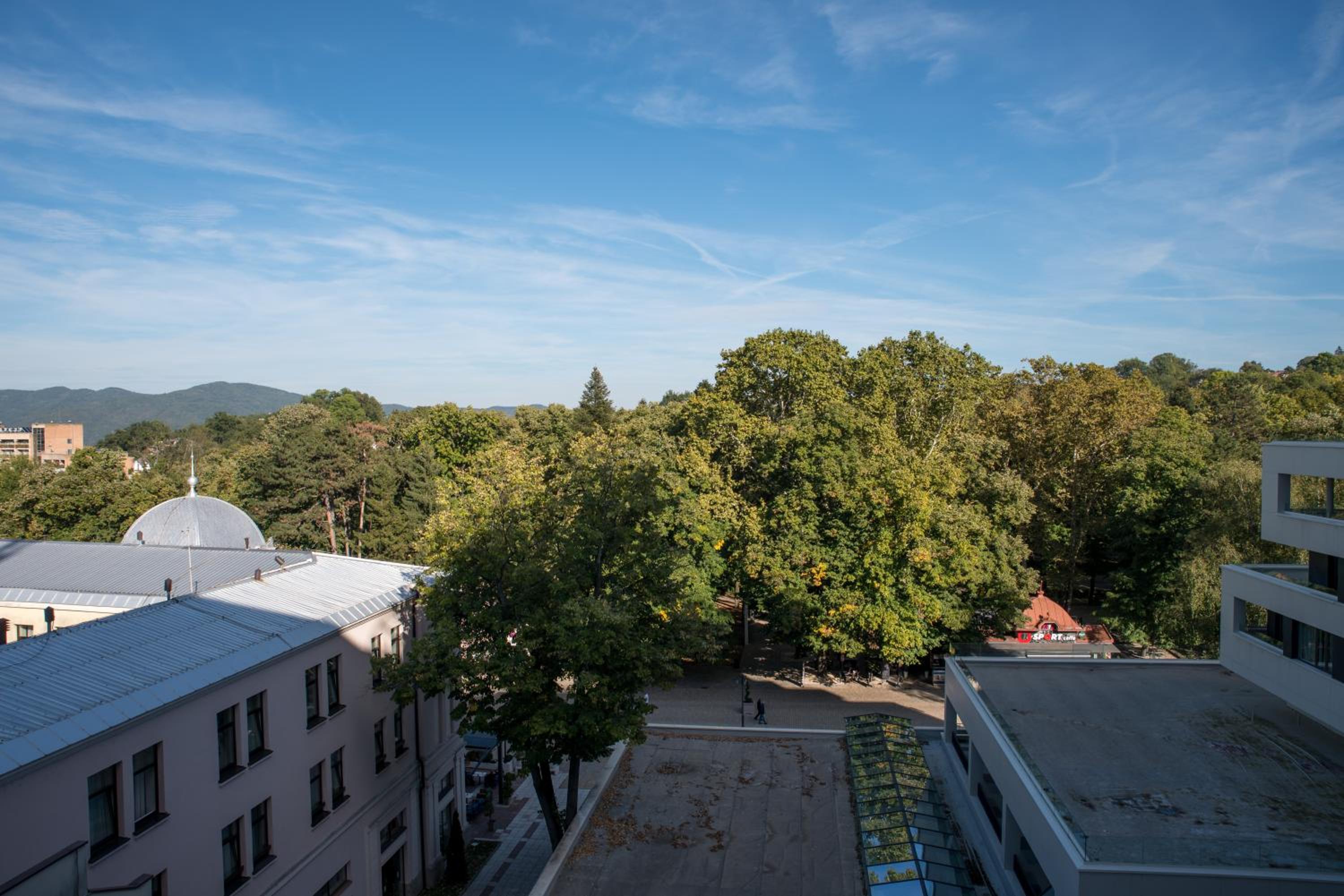 CENTRAL Stars Apartments & Free parking