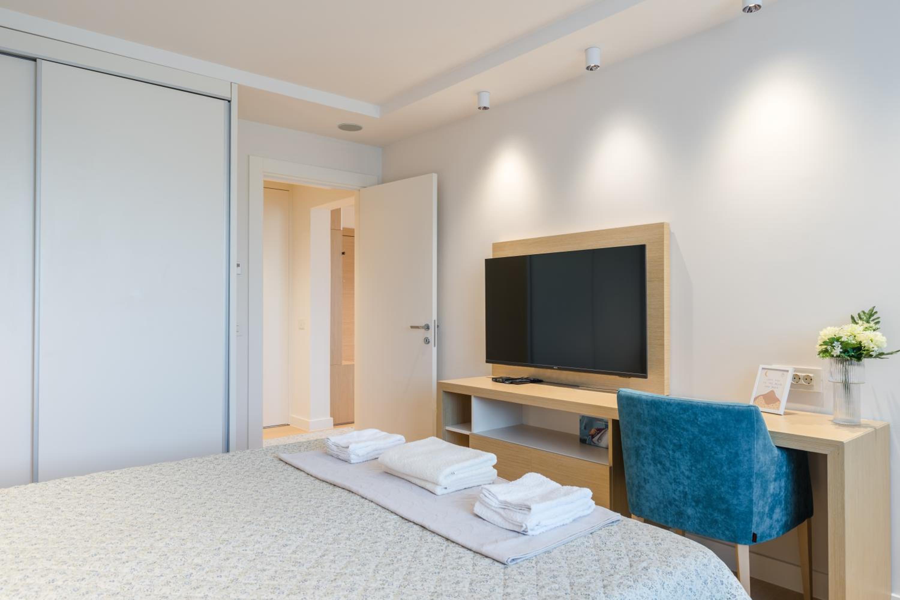 CENTRAL Stars Apartments & Free parking