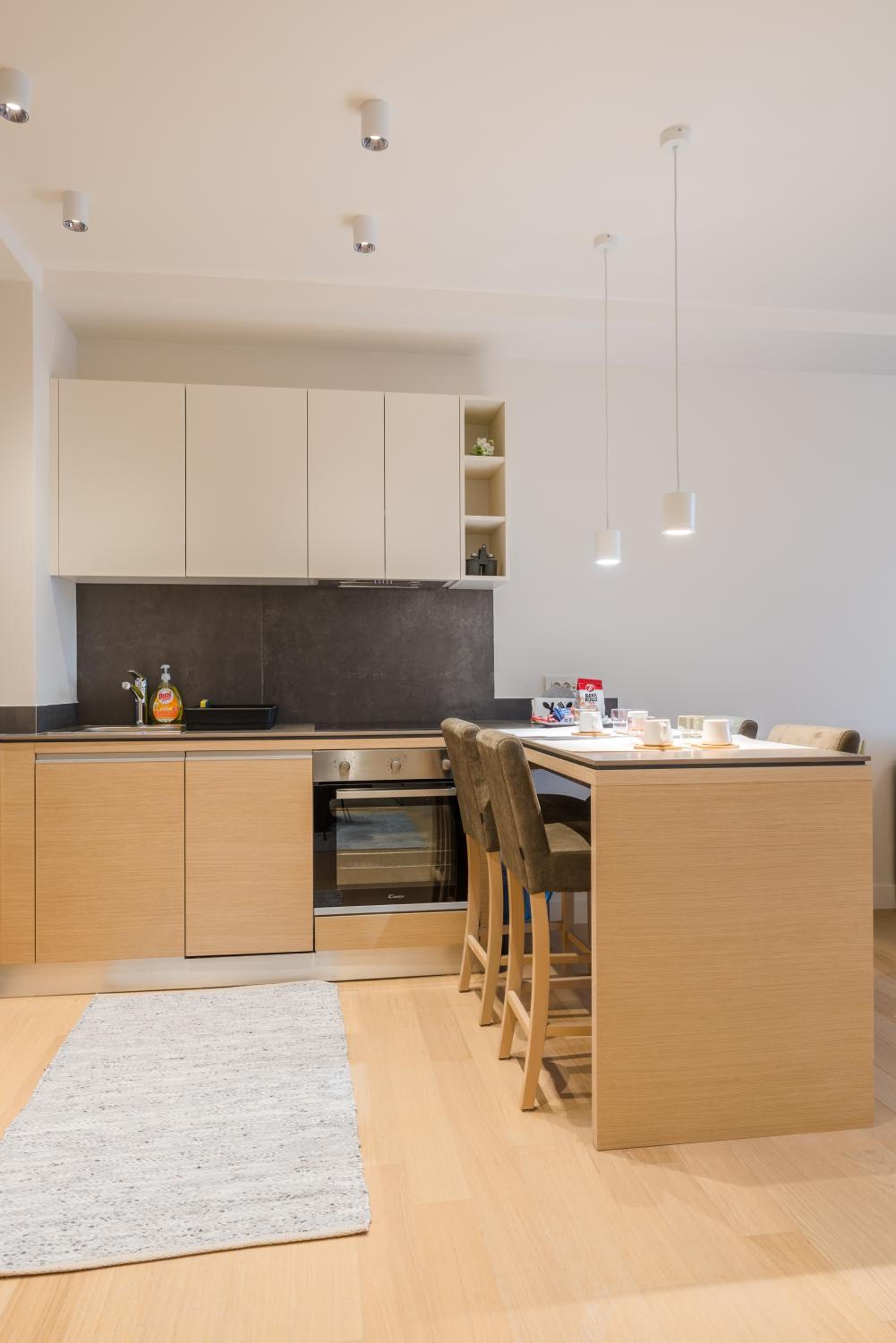 CENTRAL Stars Apartments & Free parking