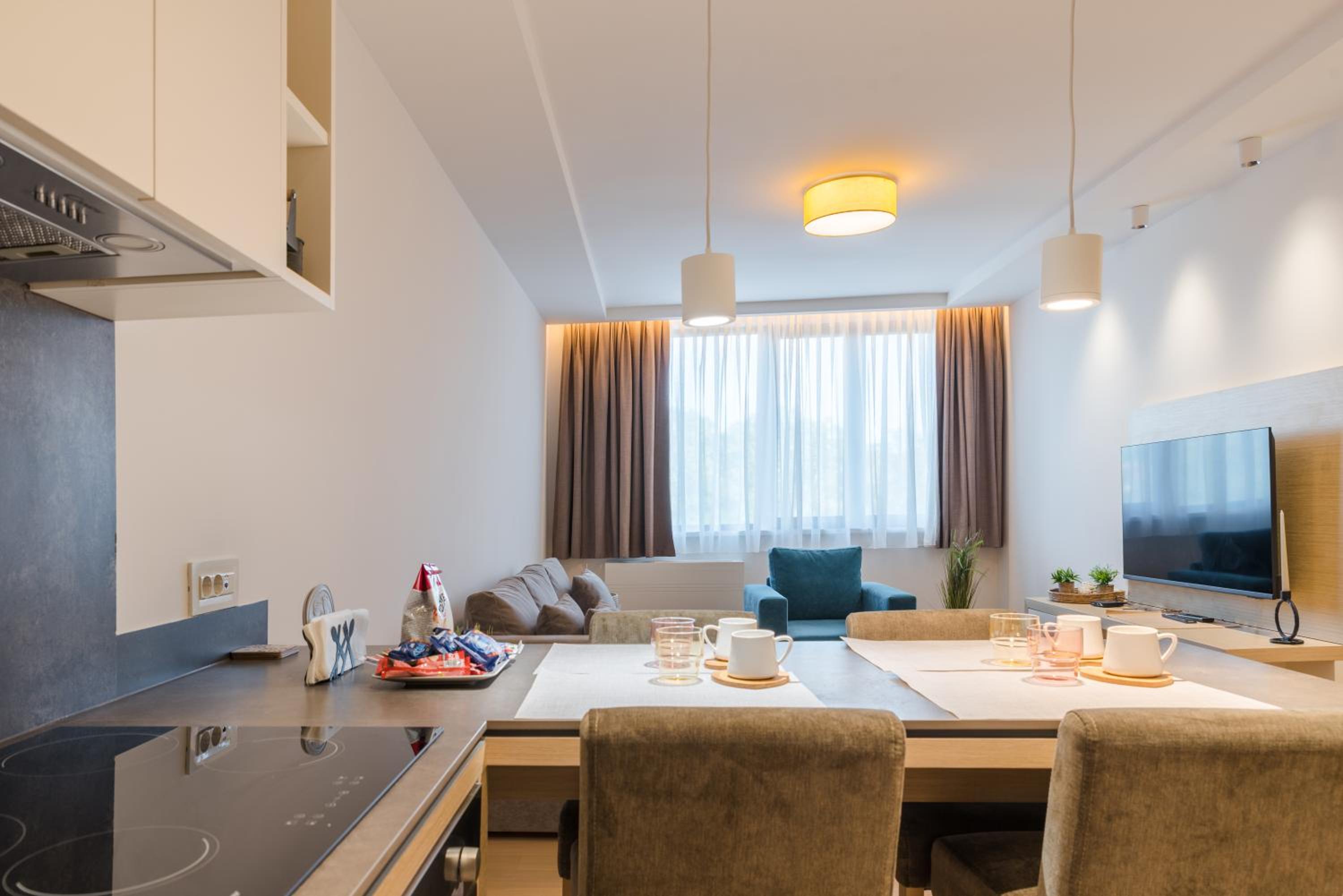 CENTRAL Stars Apartments & Free parking