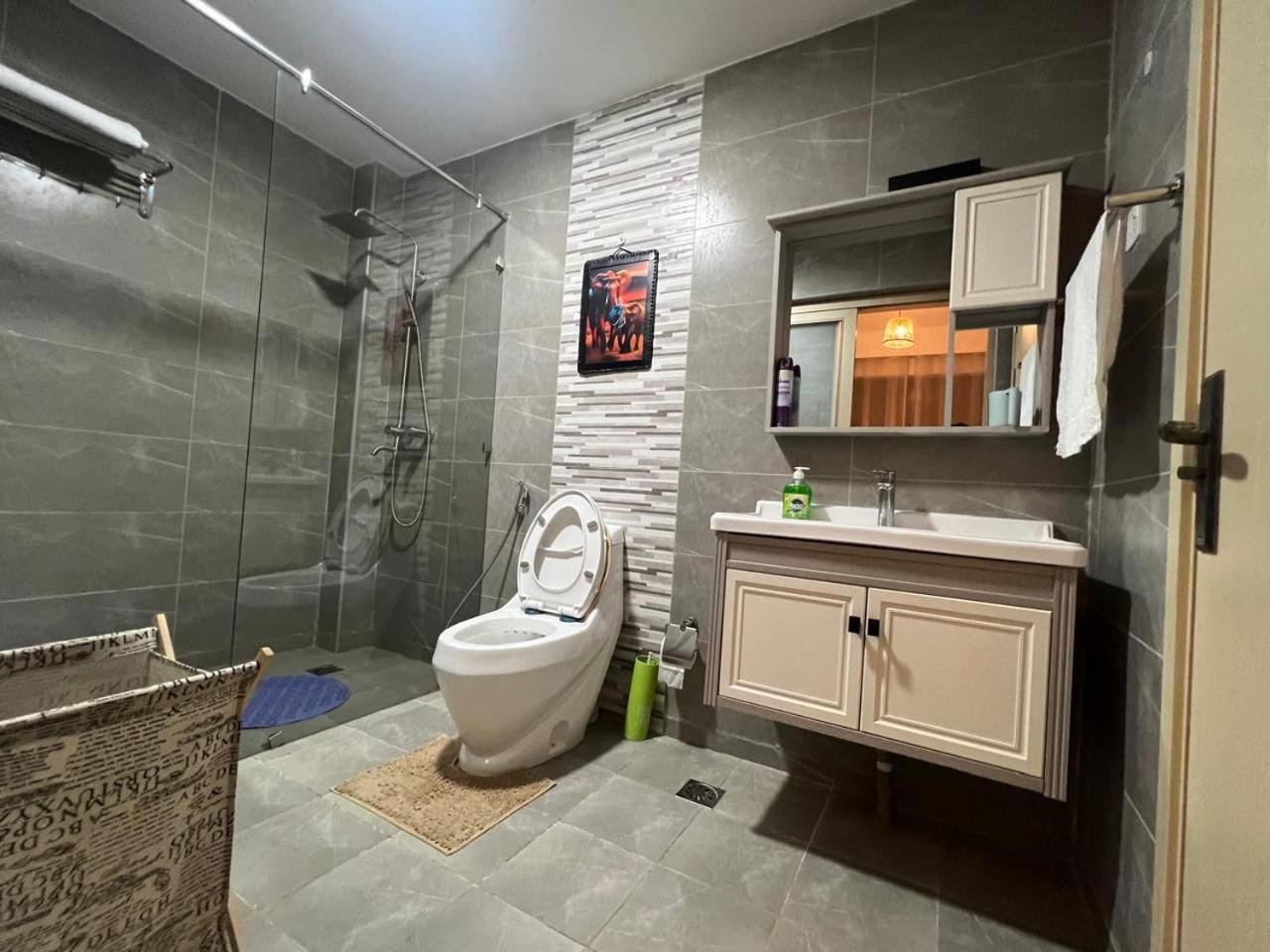 Swahili inspired 2br apartment view 3