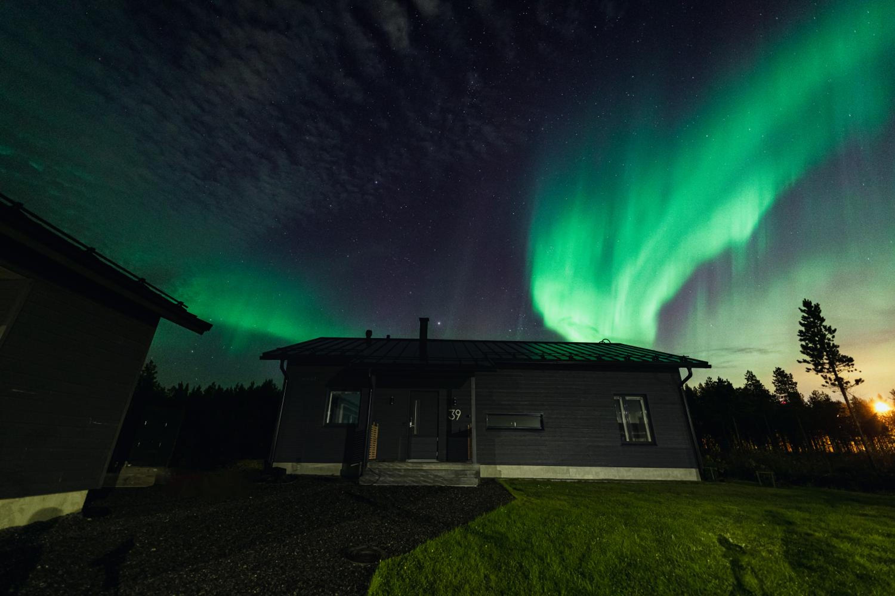 Villa Polar Lights with Jacuzzi by BookLapland
