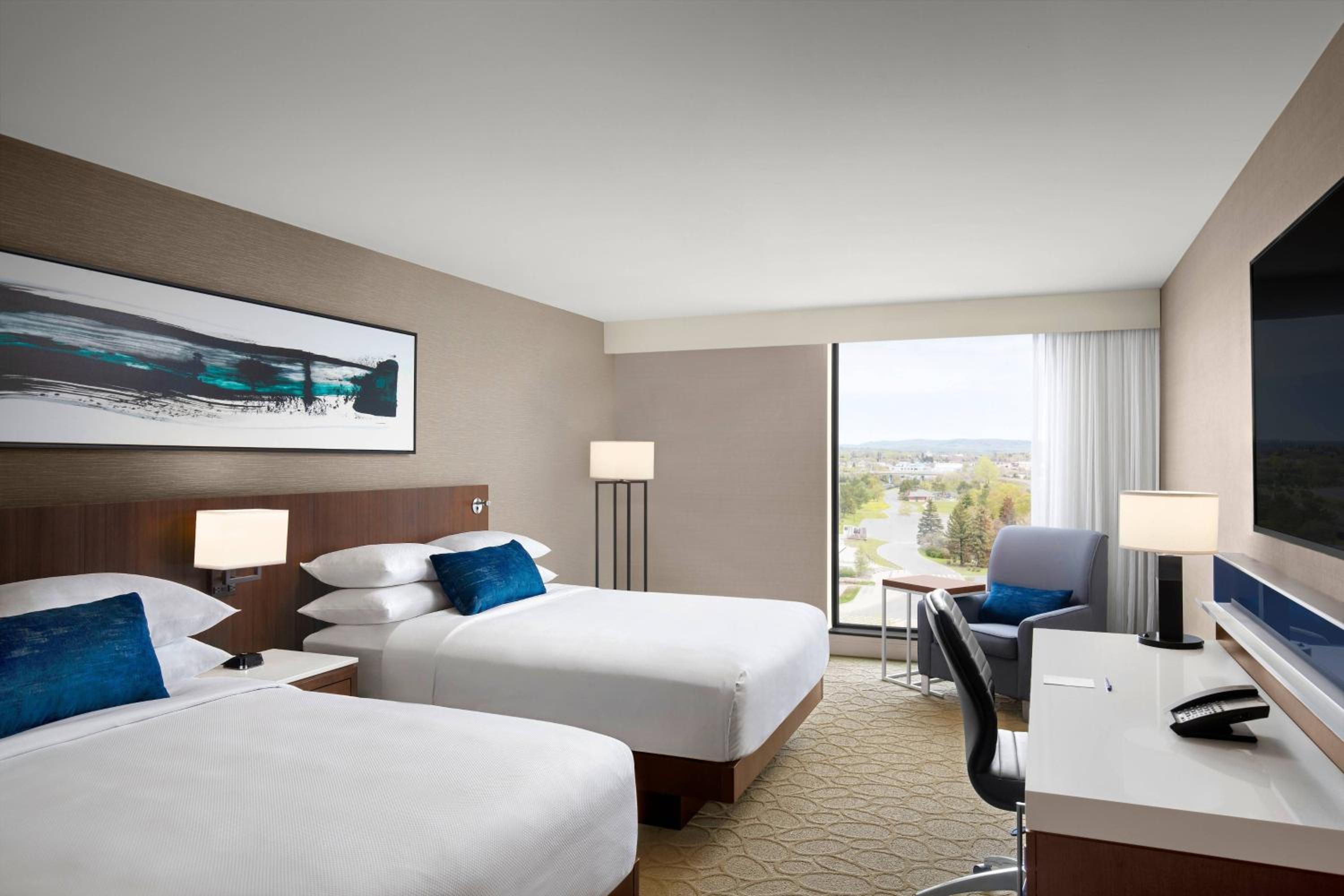 Thunder Bay Vacations - Delta Hotels by Marriott Thunder Bay - Property Image 10