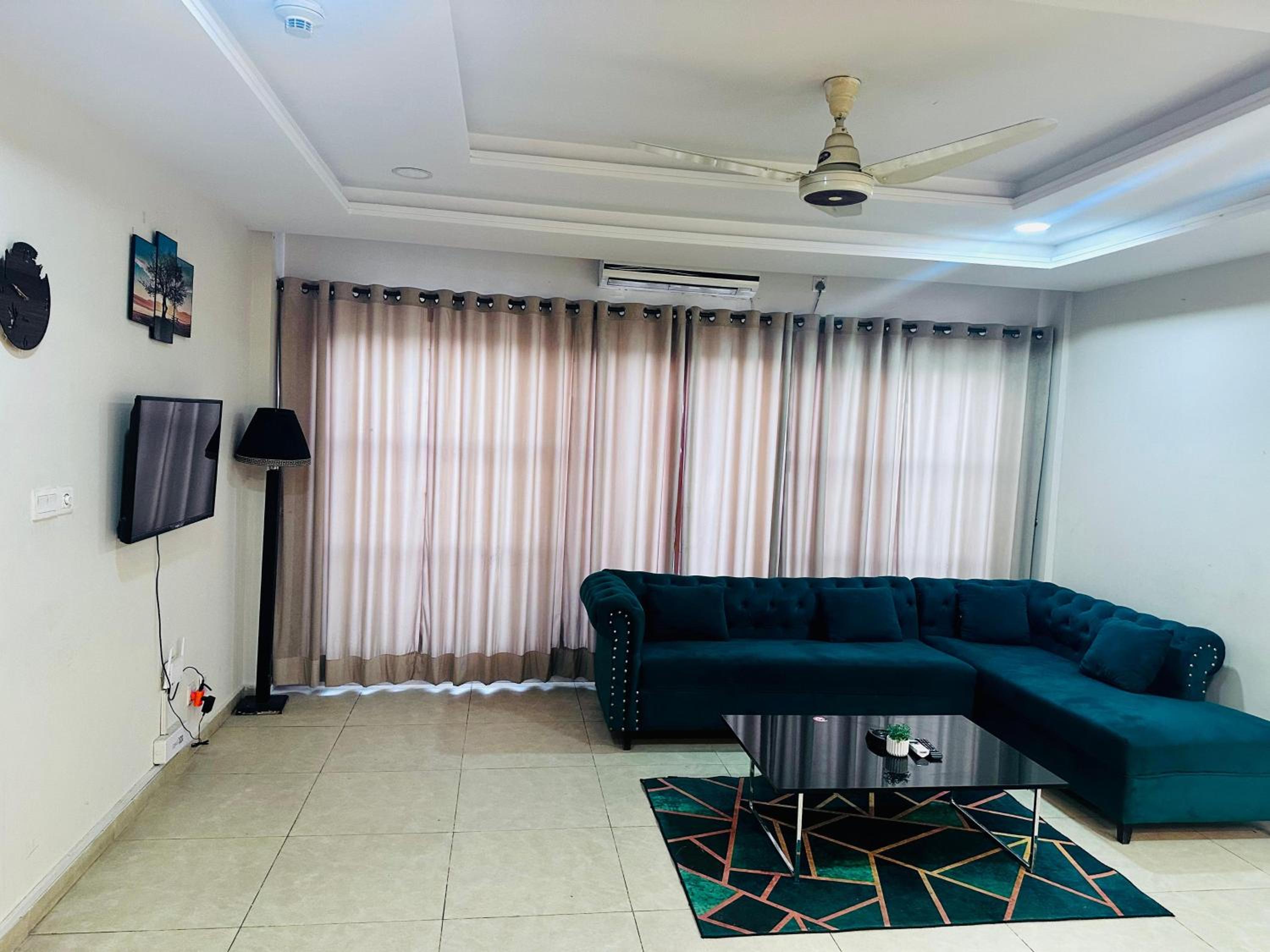 Executive appartment in bahria hieghts view 2