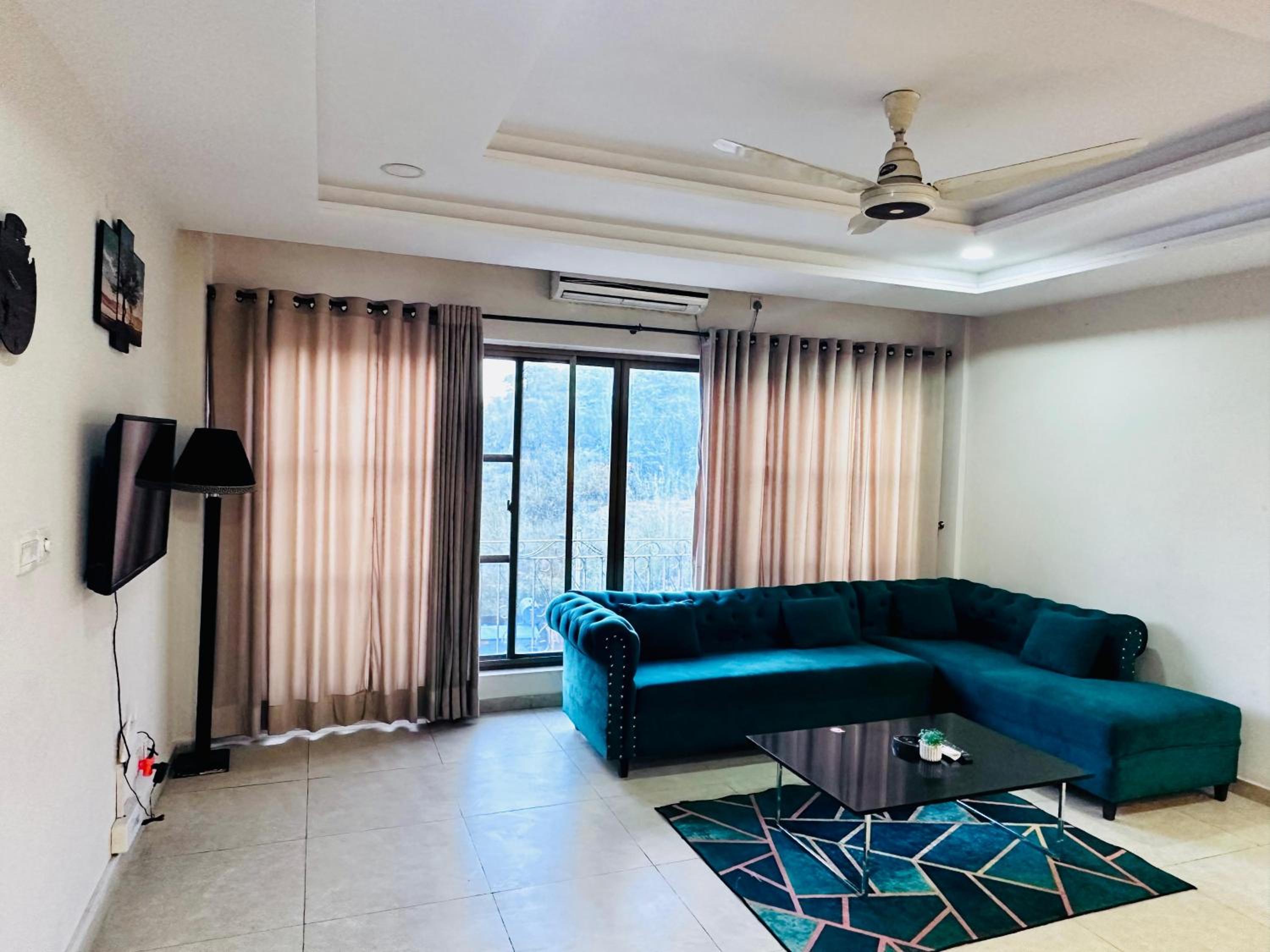 Executive appartment in bahria hieghts view 5