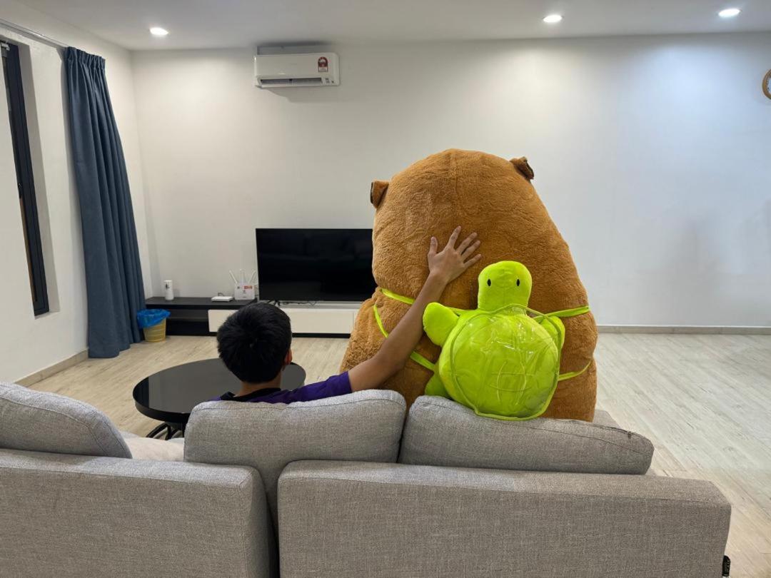 Capybara House