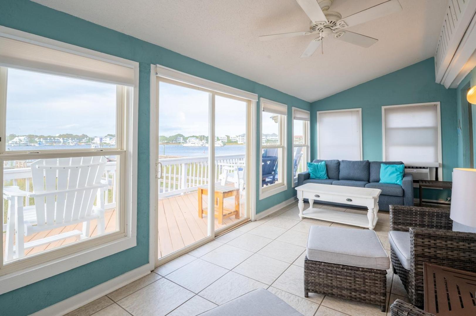 Private Boat Dock or Walk to Beach
