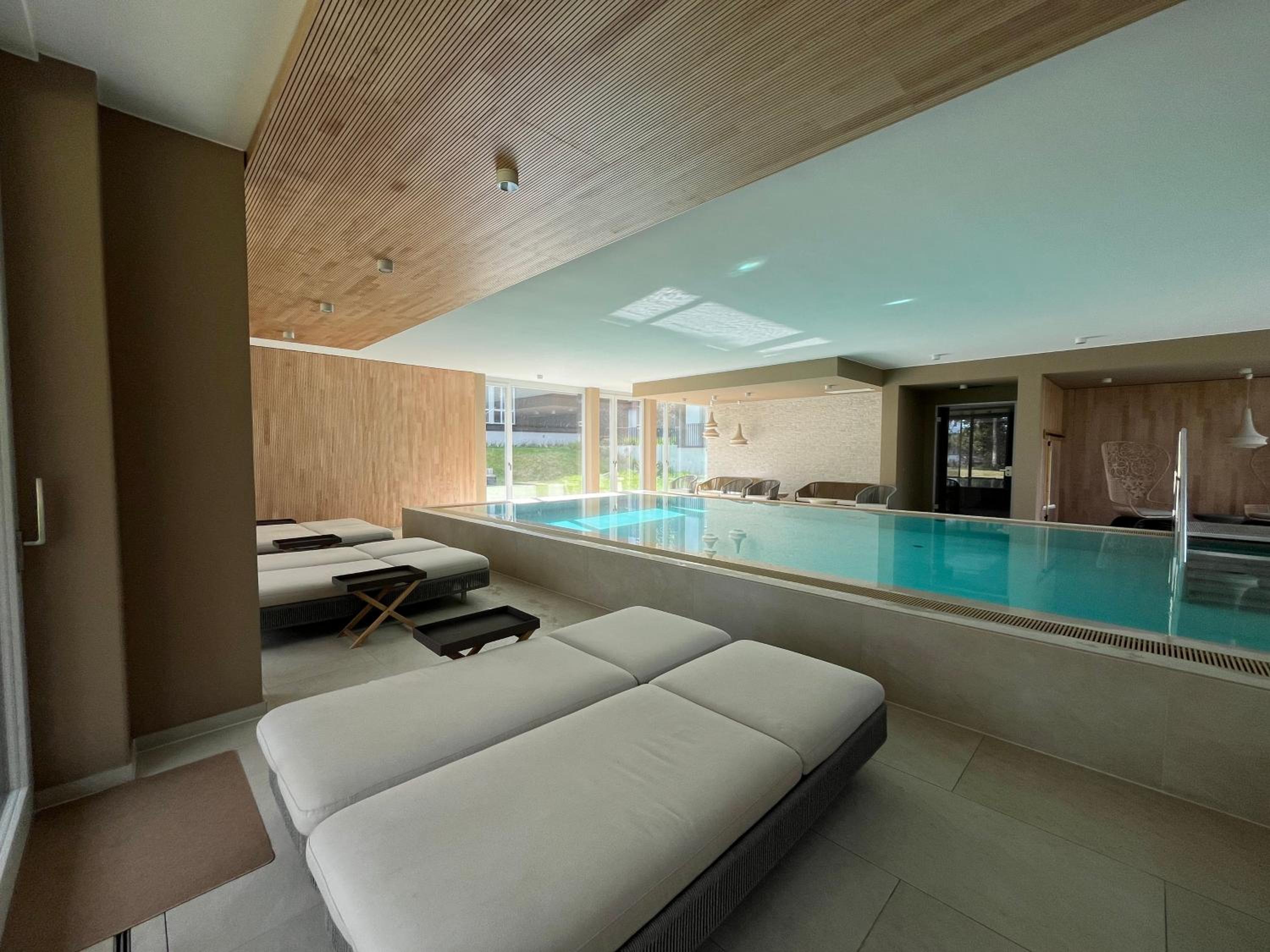 My Marina Apartment mit Pool und Sauna am See