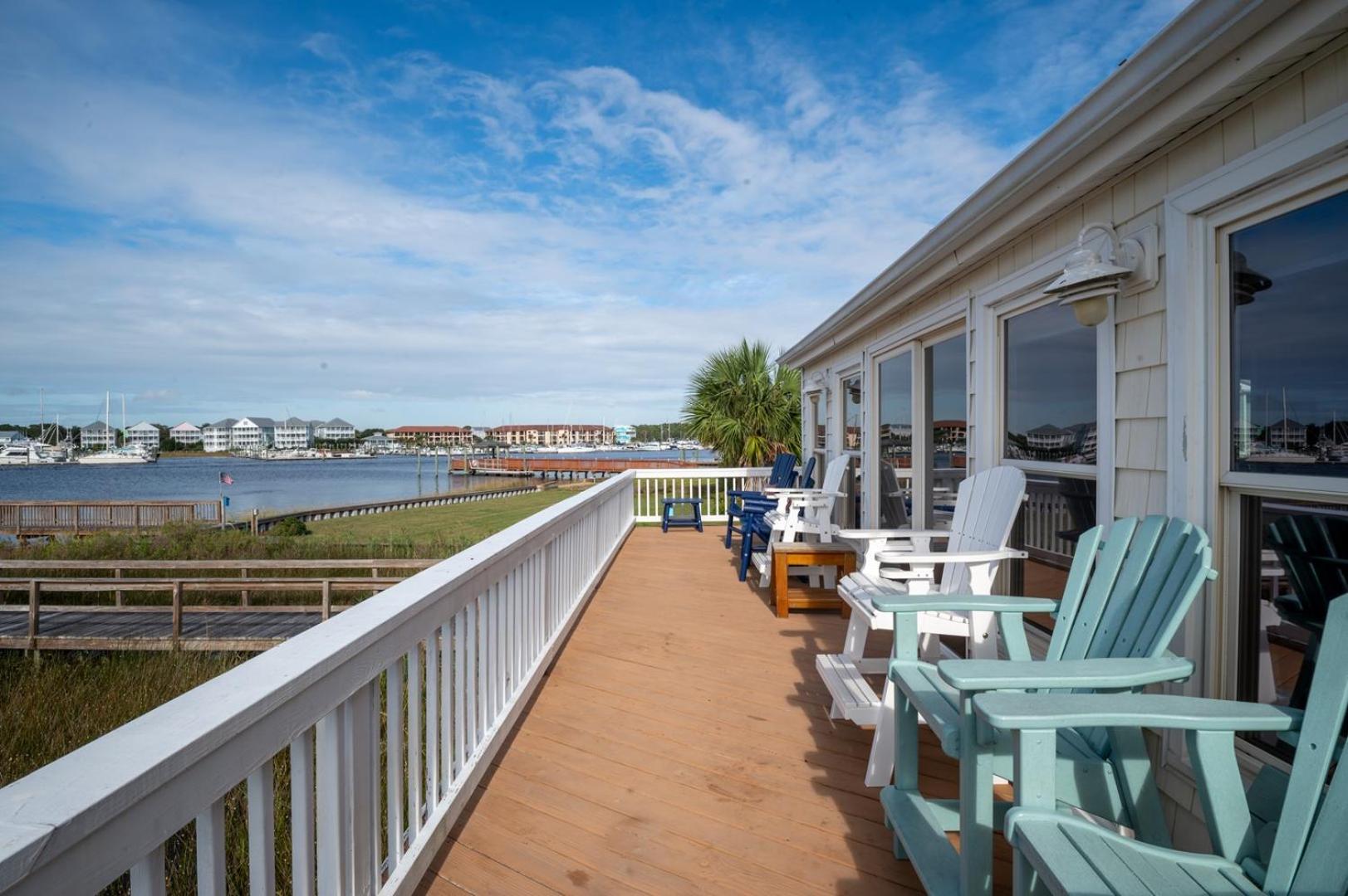 Private Boat Dock or Walk to Beach