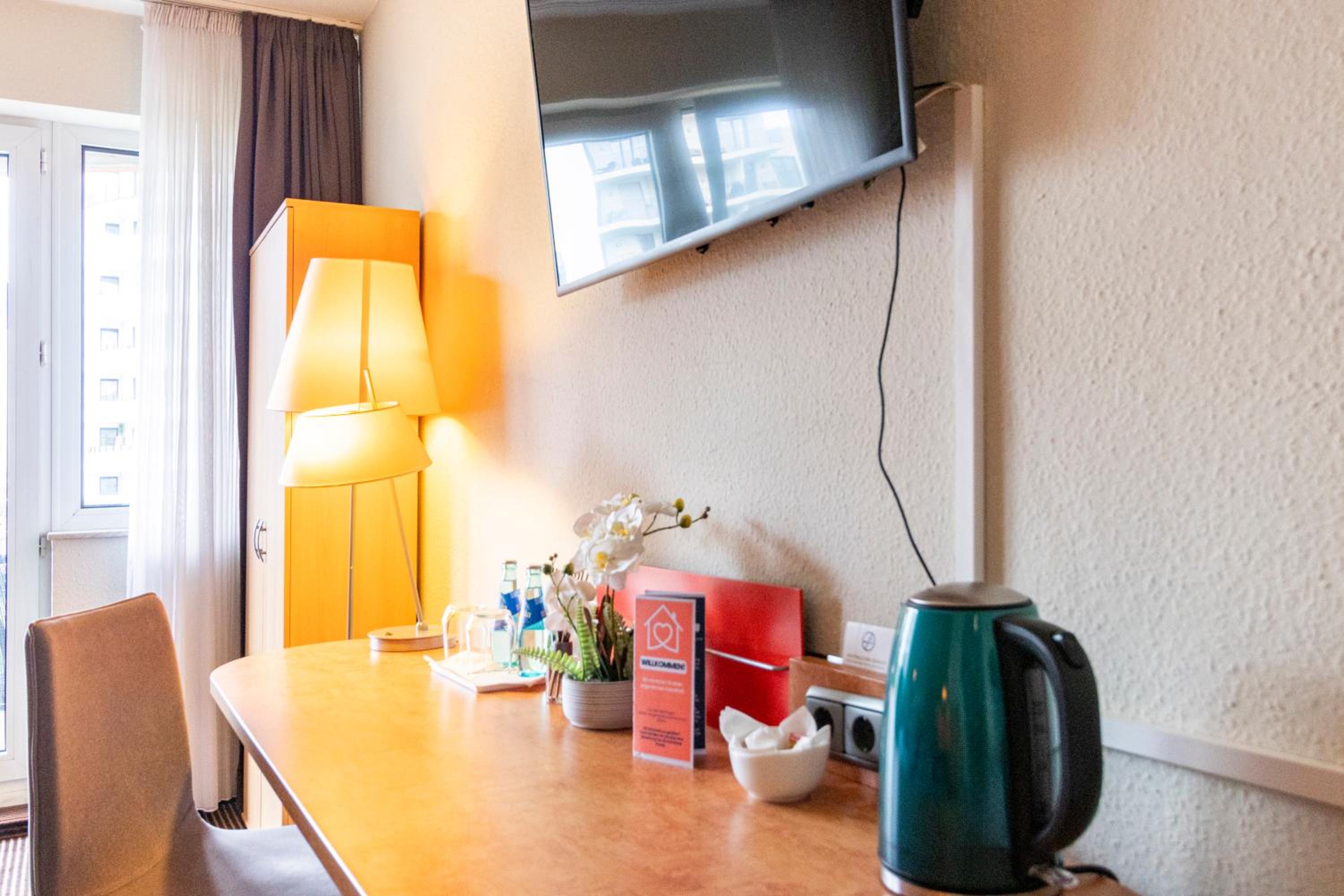 Nähe Frankfurt Messe mit Netflix und Balkon