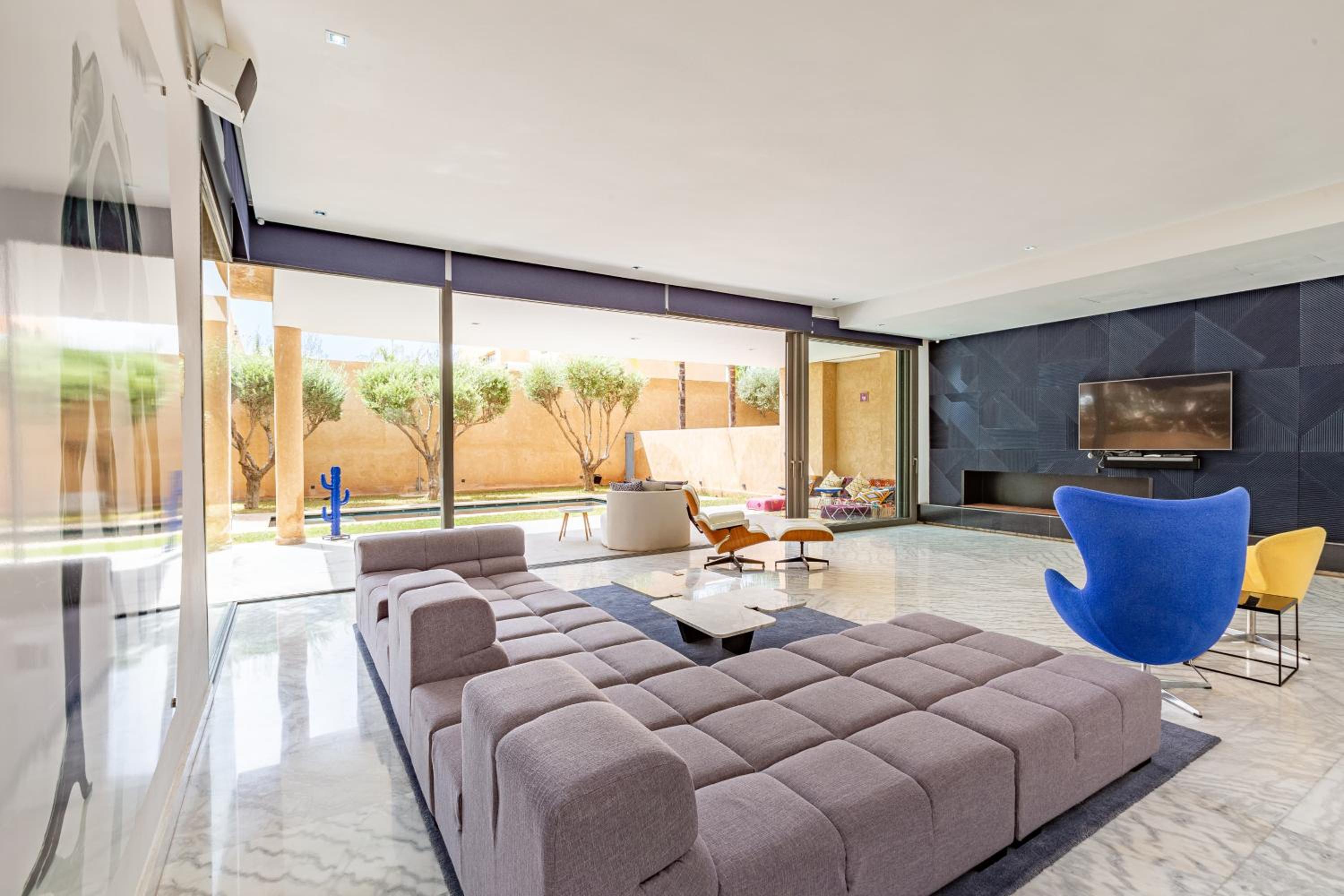 lounge