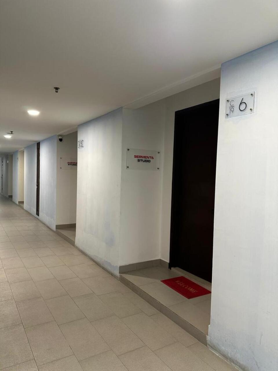 Sermenta Studio Trefoil