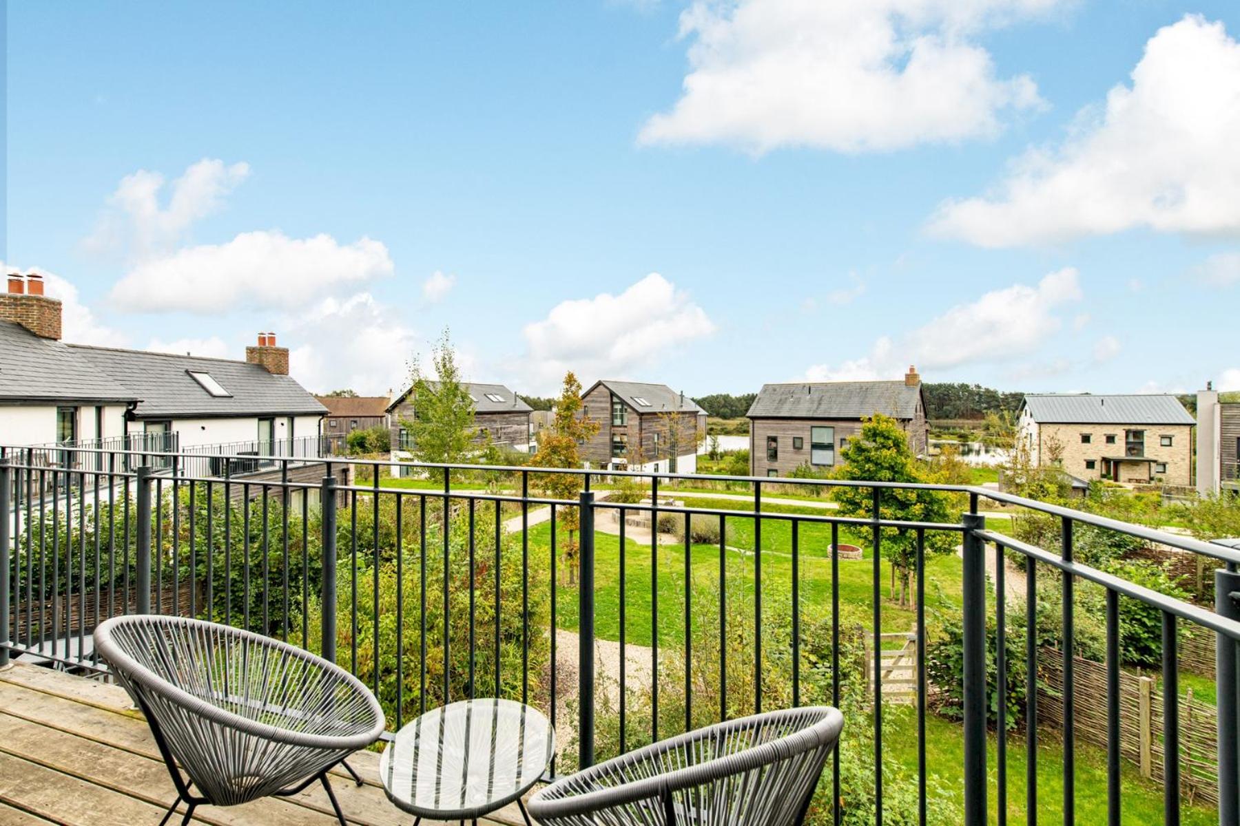 Family friendly property in a nature reserve with spa Swan Cottage BV32 view 3