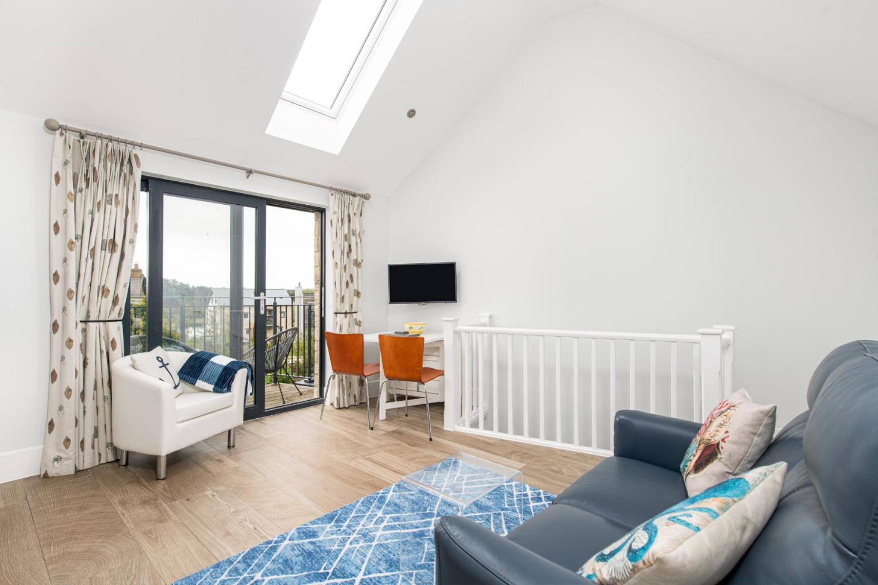 Family friendly property in a nature reserve with spa Swan Cottage BV32 view 5