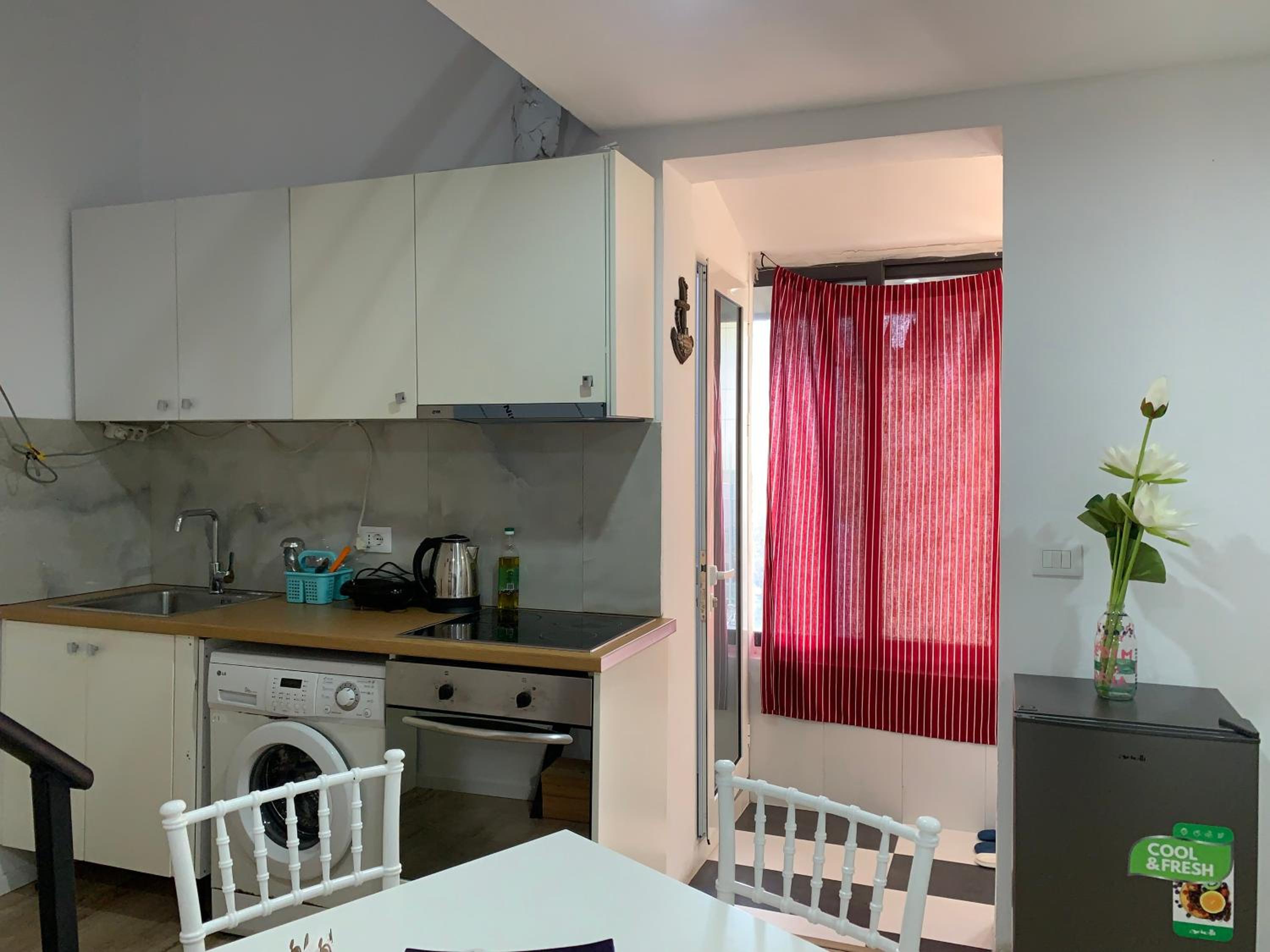 Central and cozy x4 Tirana Victoria Apartments 2