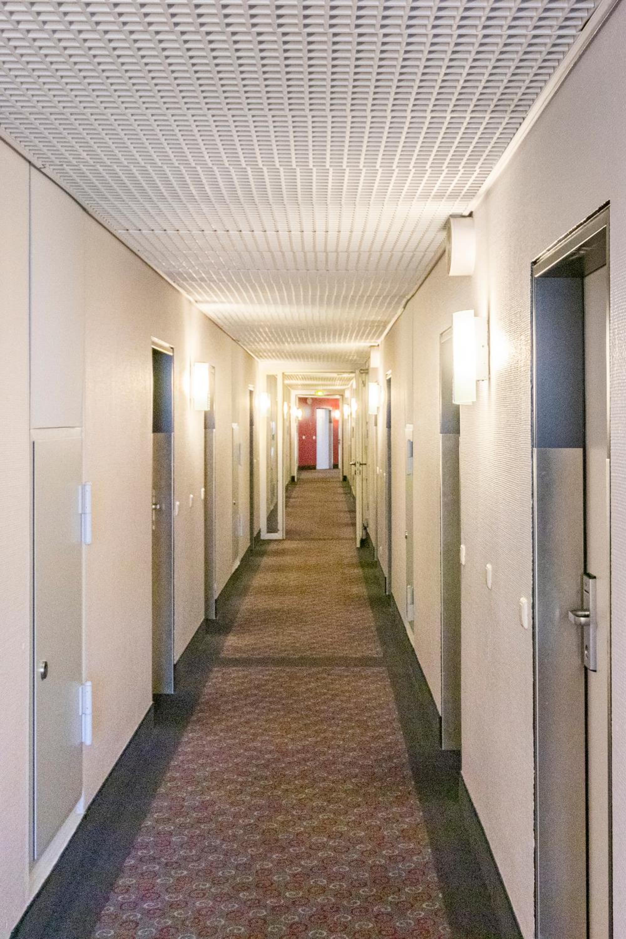 Nähe Frankfurt Messe mit Netflix und Balkon