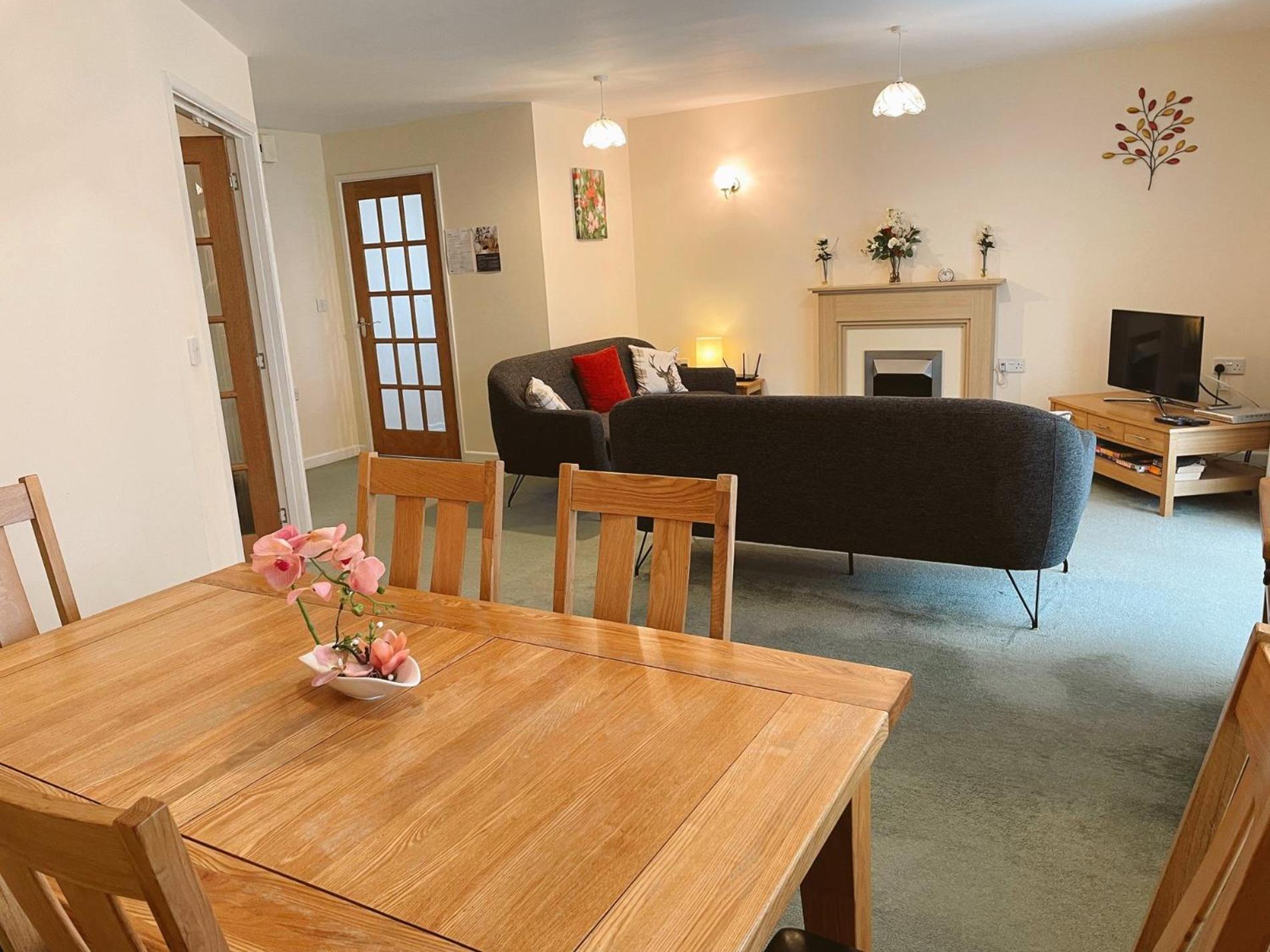 3 Bed in Bideford oc-giffo view 5