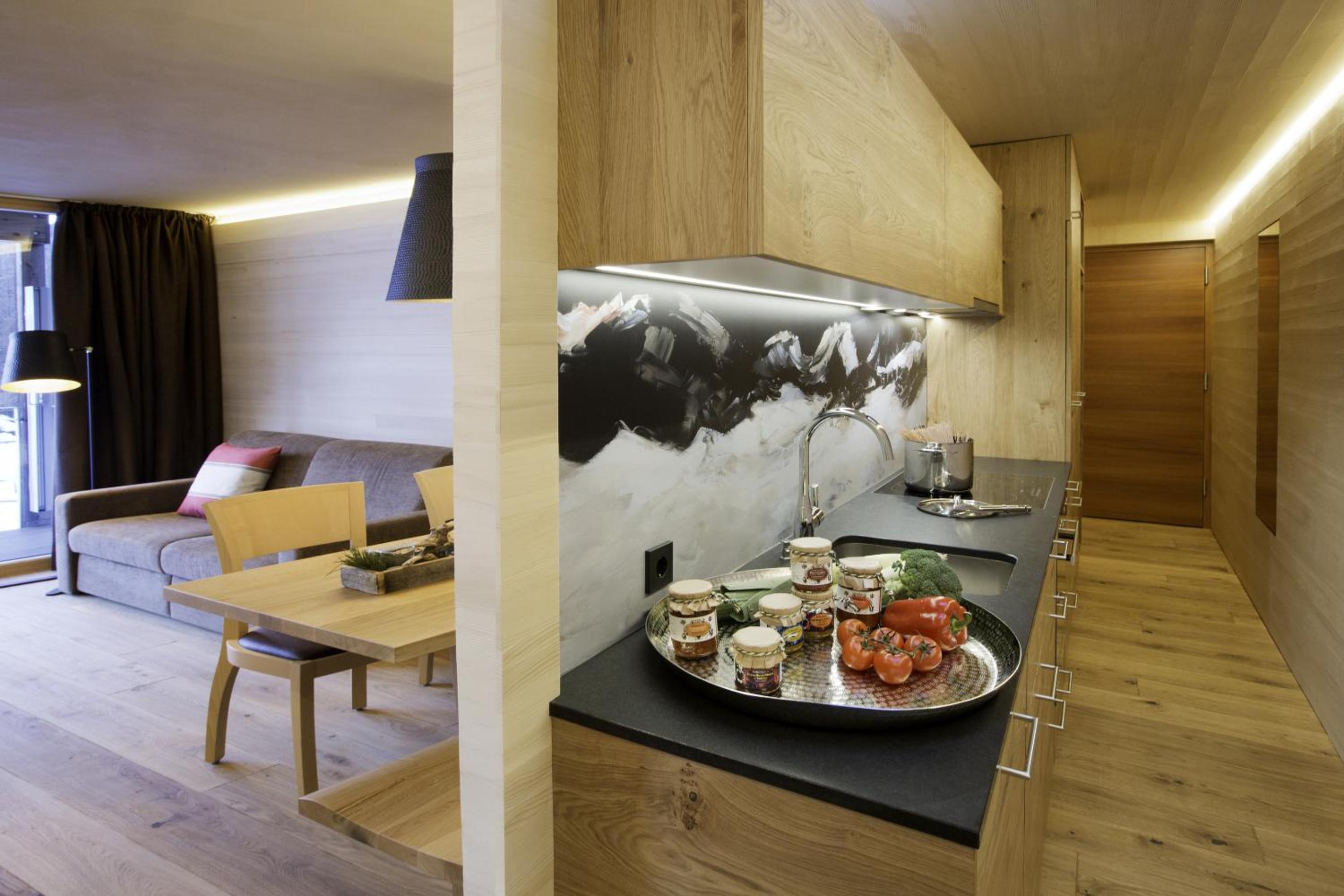 n Apartments Hotel