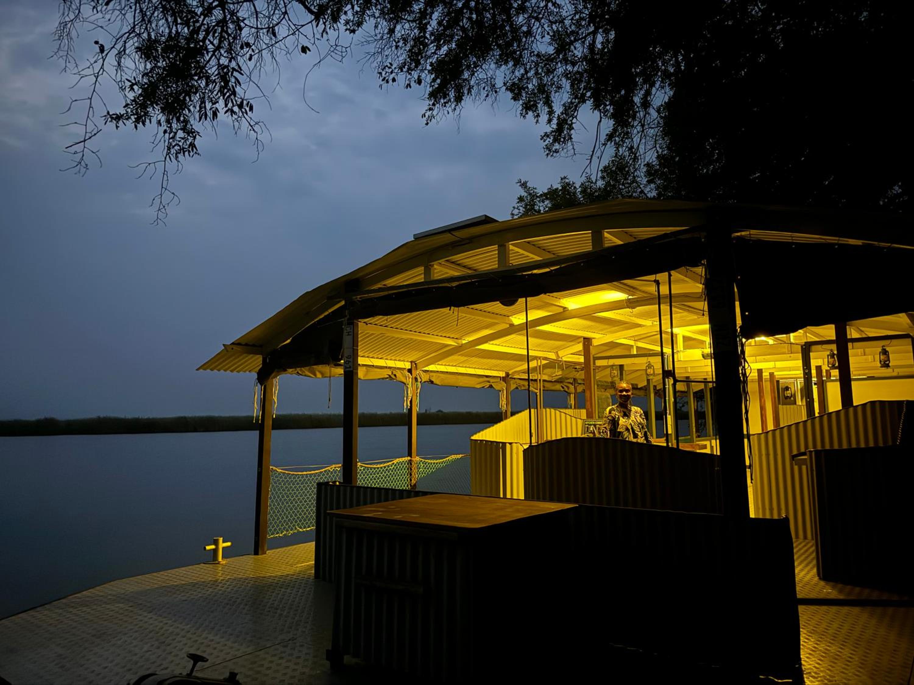 Chobe House Villa and Chalets