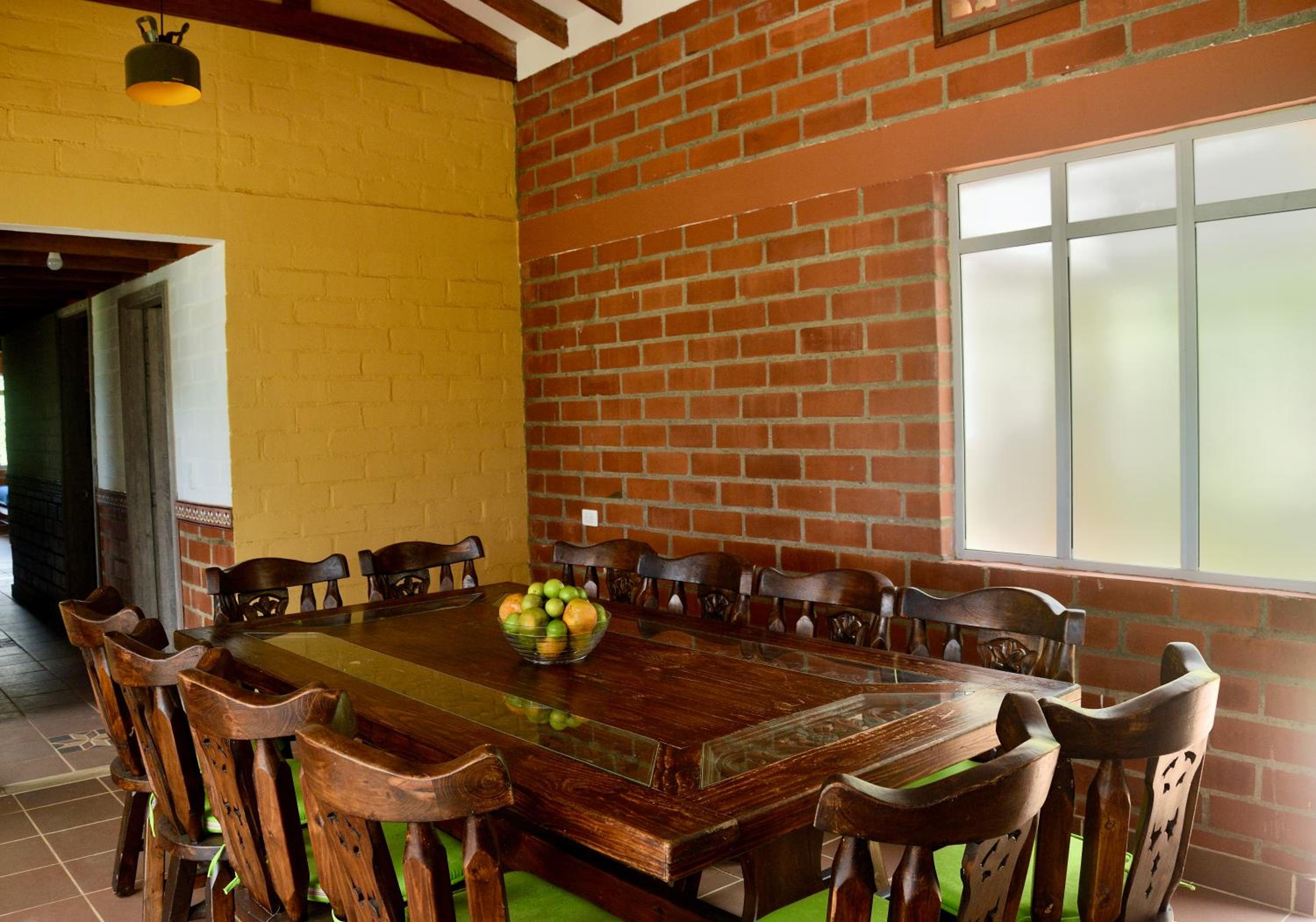Pájaros y Mariposas Casa Campestre