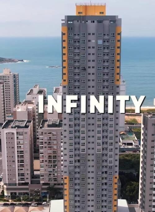 Vila velha Praia de Itaparica infinity
