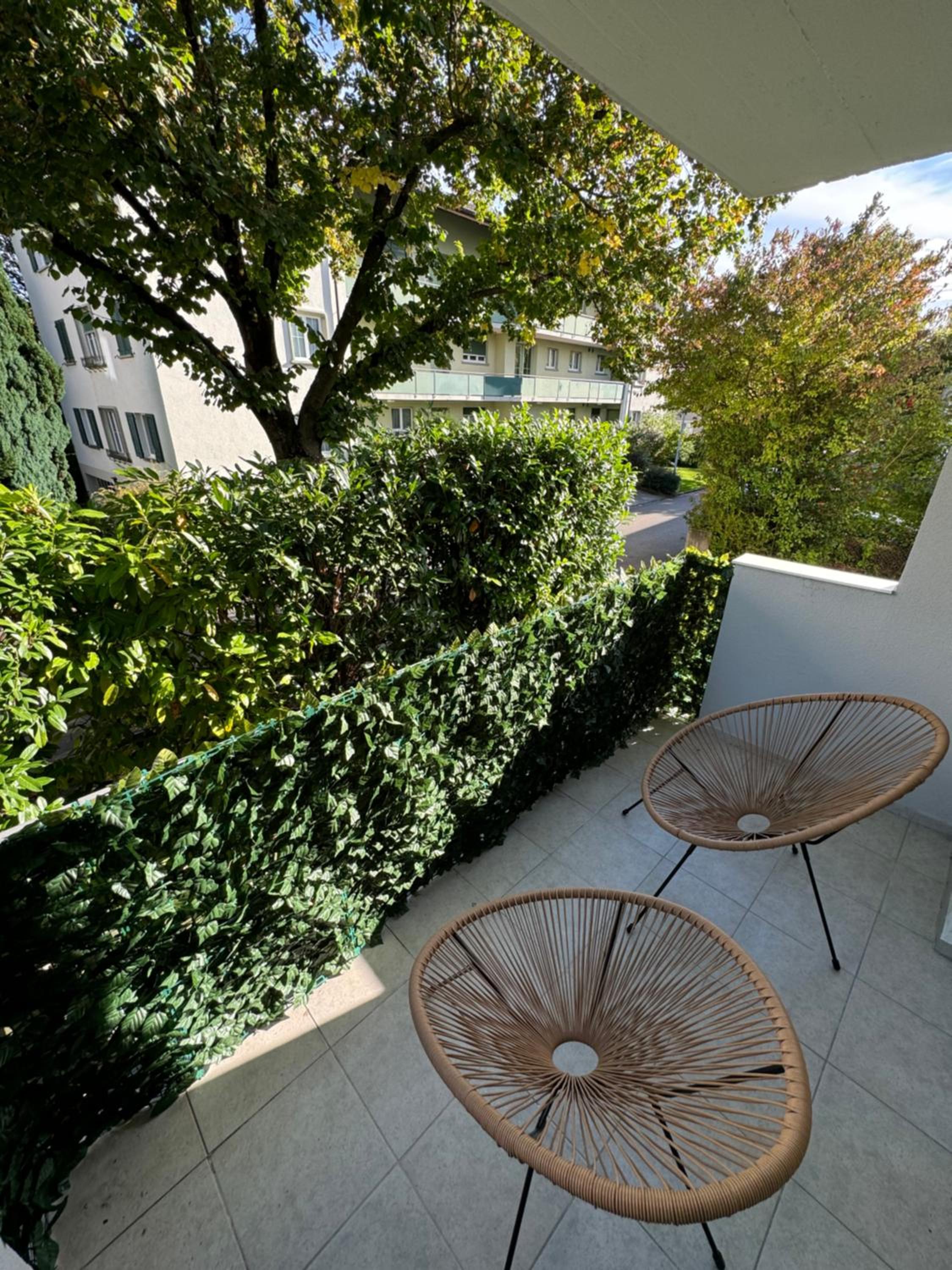 Double Room in Shared Apartment, Zurich Airport