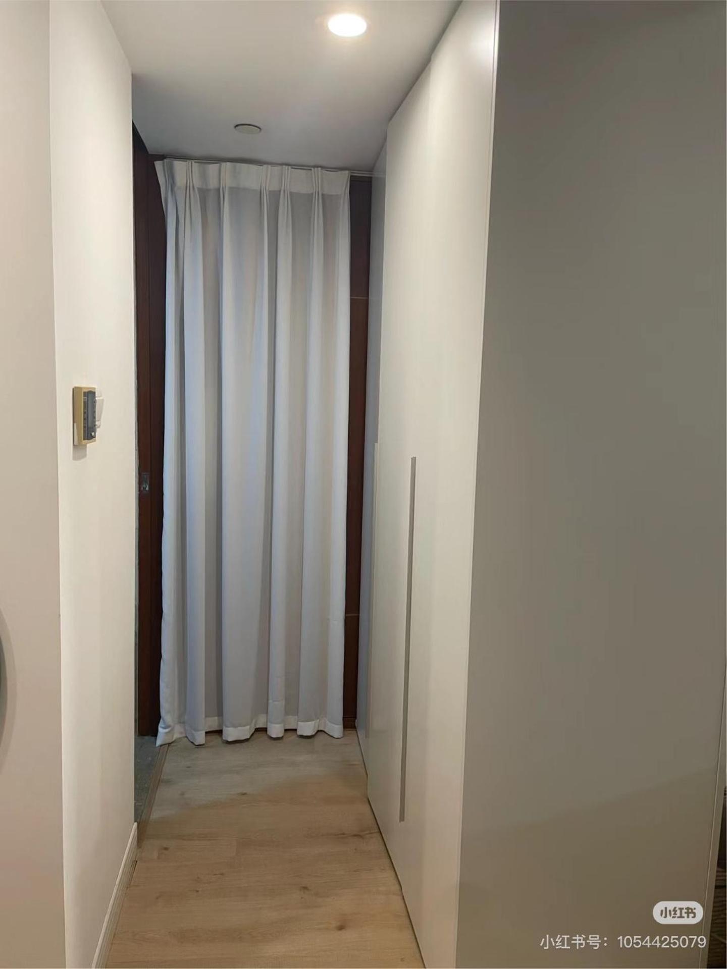 Luxury Entire 1B flat in ChangNing