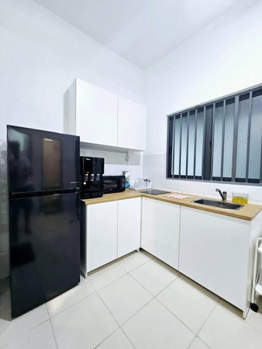 HM Residence IIII 3km - Setia City Convention photo 8