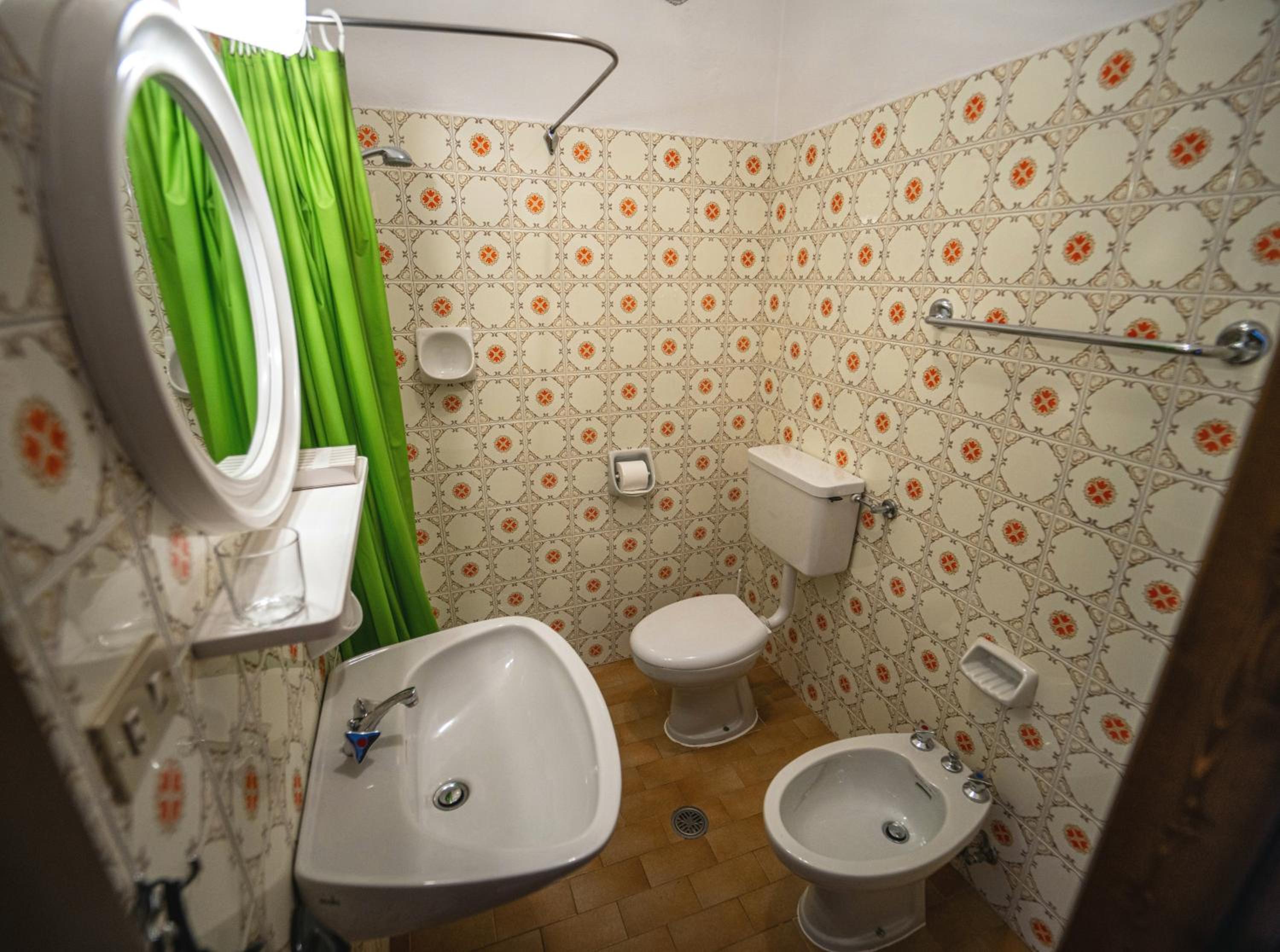 Photo 44
