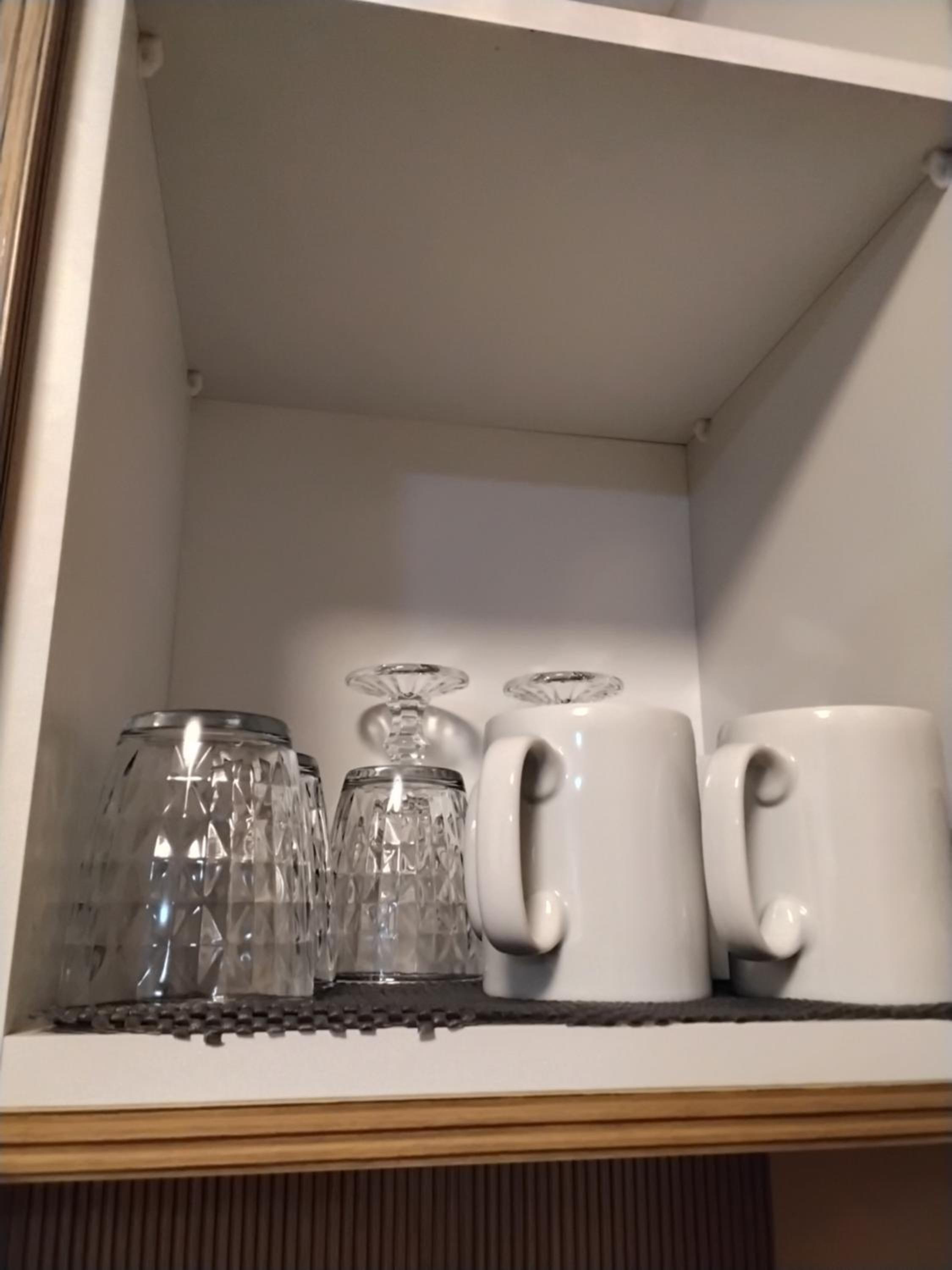 Cozy centrally located room for two 1, 10 min walk from city center