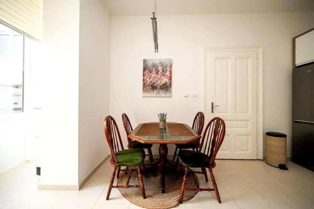 Luxury 2BDR Apartment in Budapest view 5