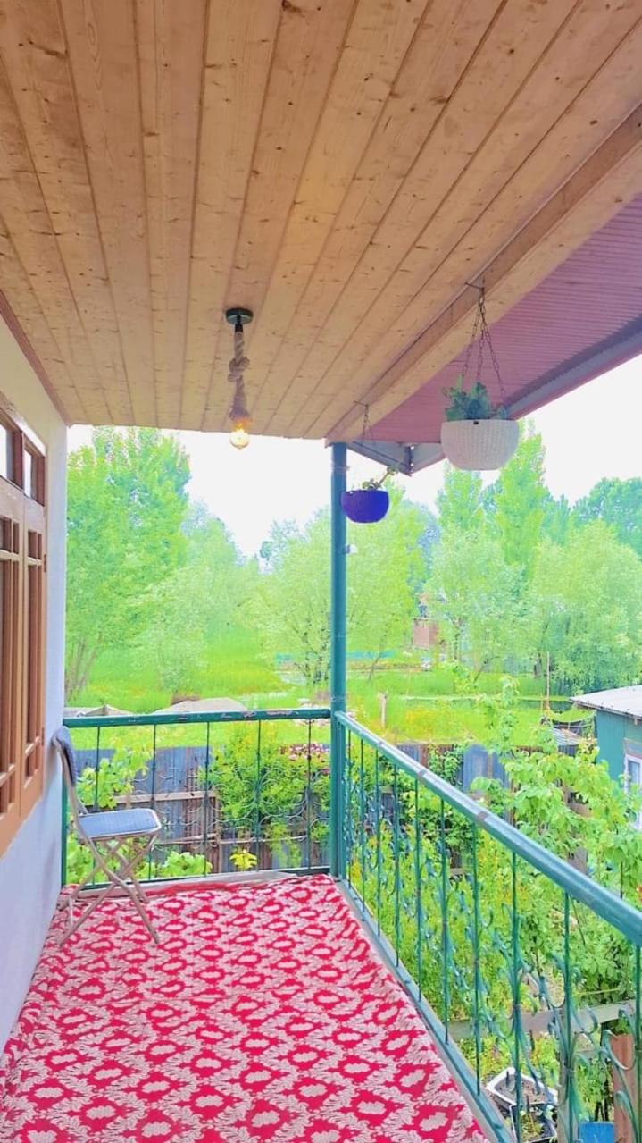 Lake View Qazi Guest House