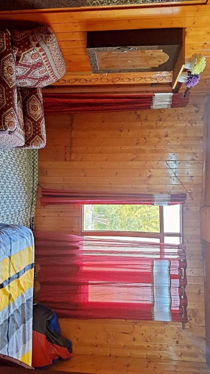 Lake View Qazi Guest House