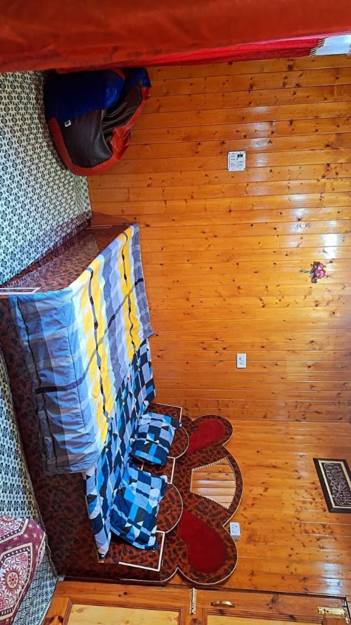 Lake View Qazi Guest House