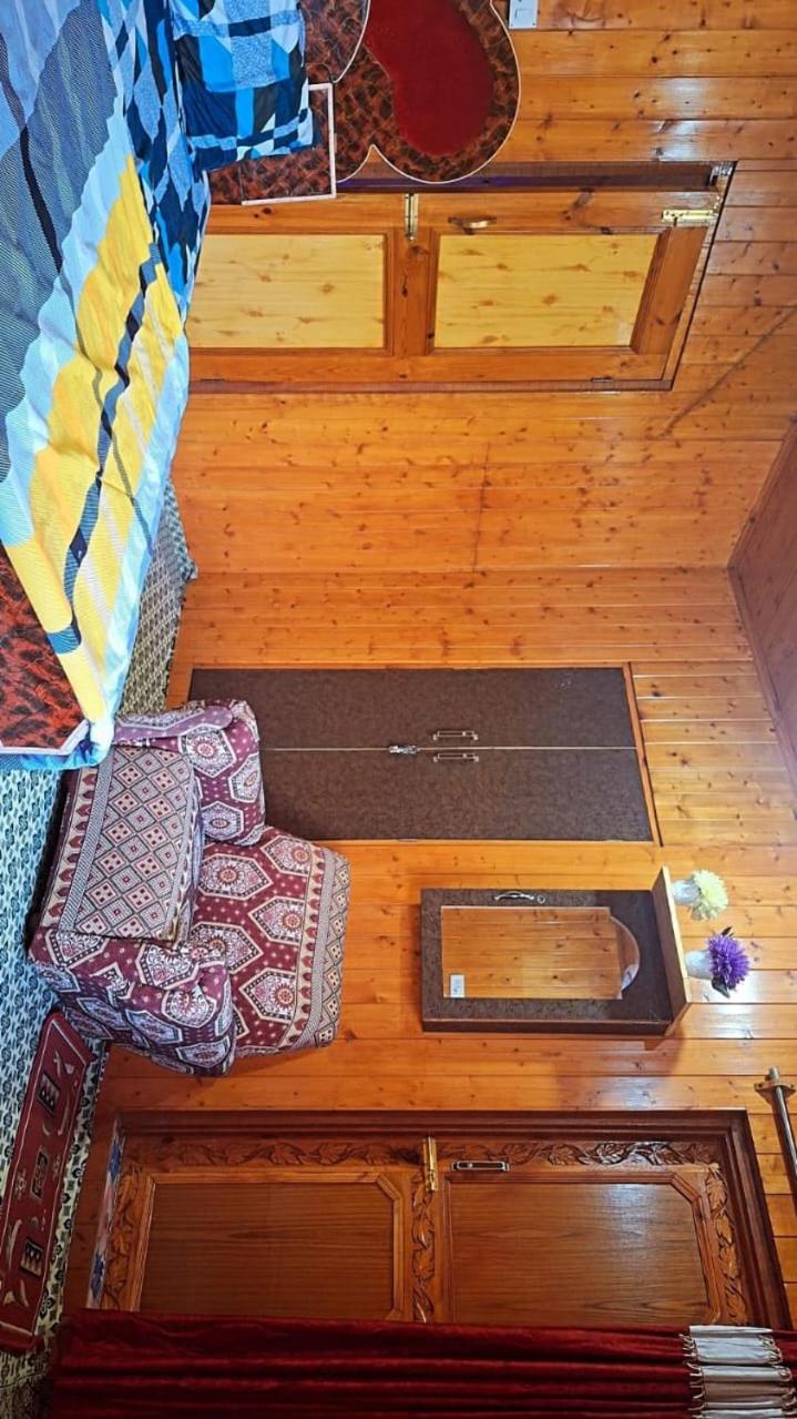 Lake View Qazi Guest House