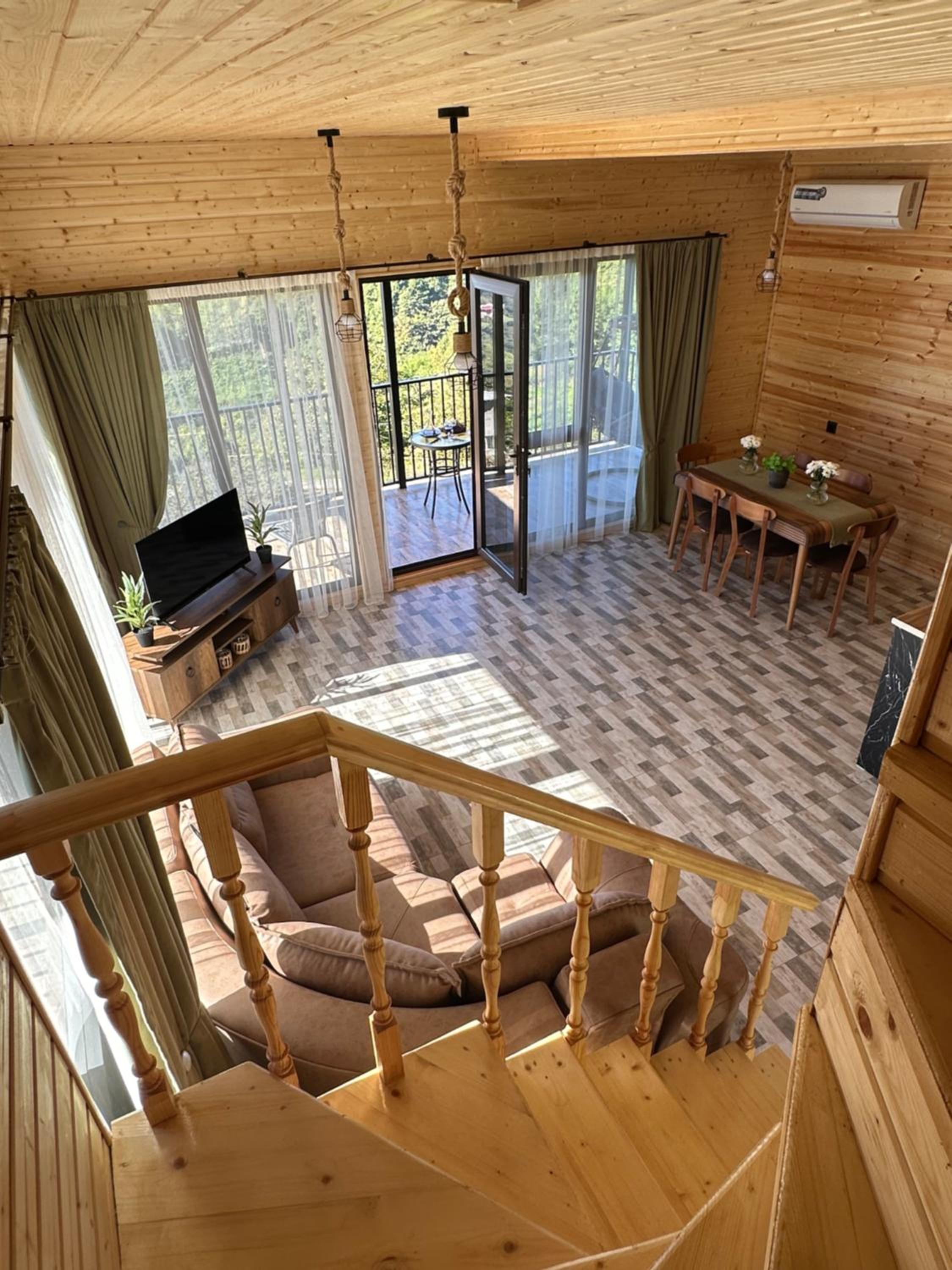 Dream House Gantiadi