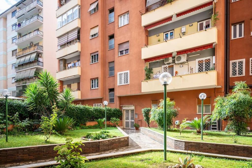 Gentile's House - Metro A a 50m diretta per il centro WiFi UltraFibra & Smart Working