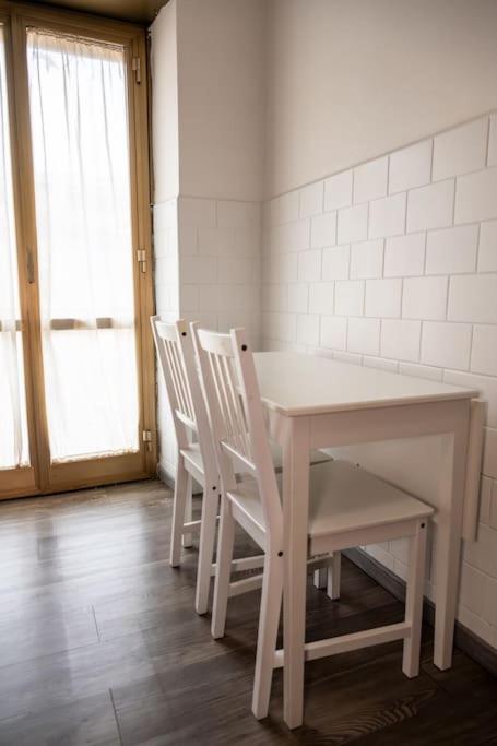 Gentile's House - Metro A a 50m diretta per il centro WiFi UltraFibra & Smart Working