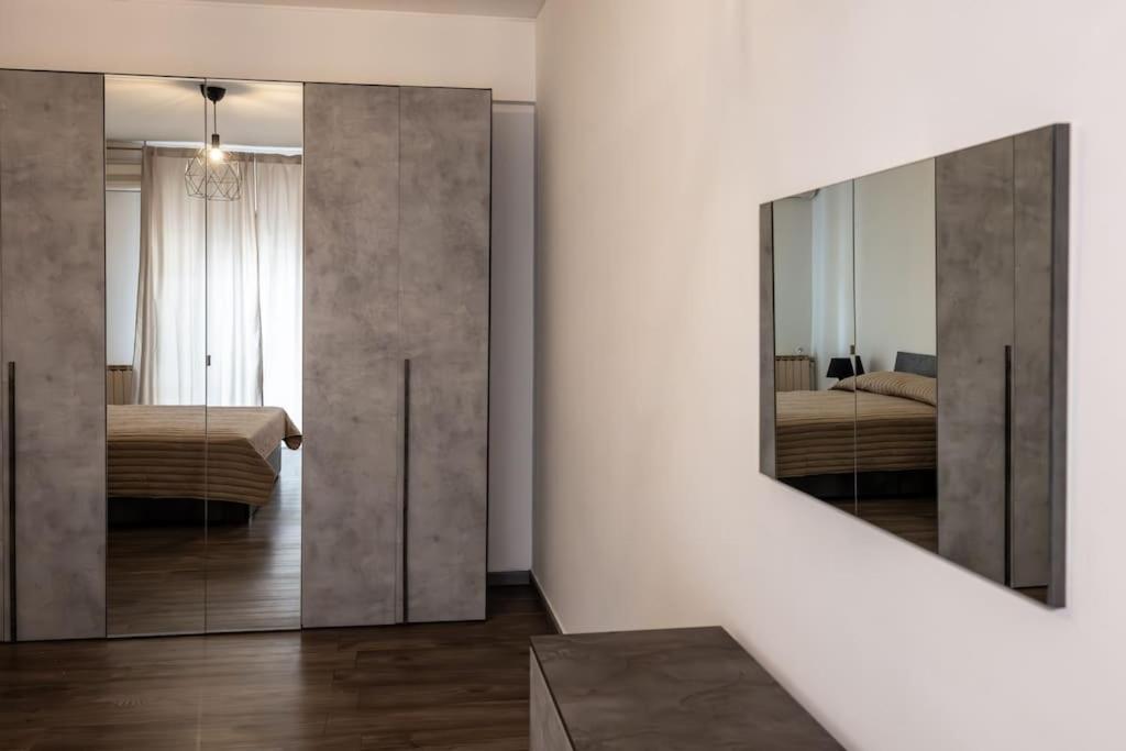 Gentile's House - Metro A a 50m diretta per il centro WiFi UltraFibra & Smart Working