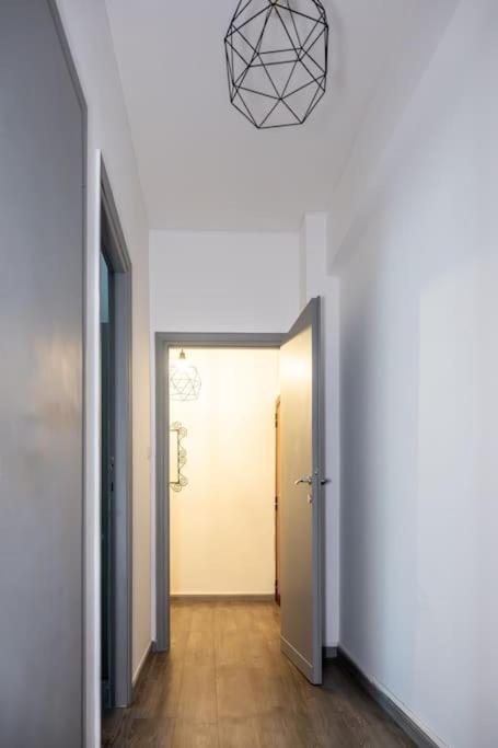 Gentile's House - Metro A a 50m diretta per il centro WiFi UltraFibra & Smart Working