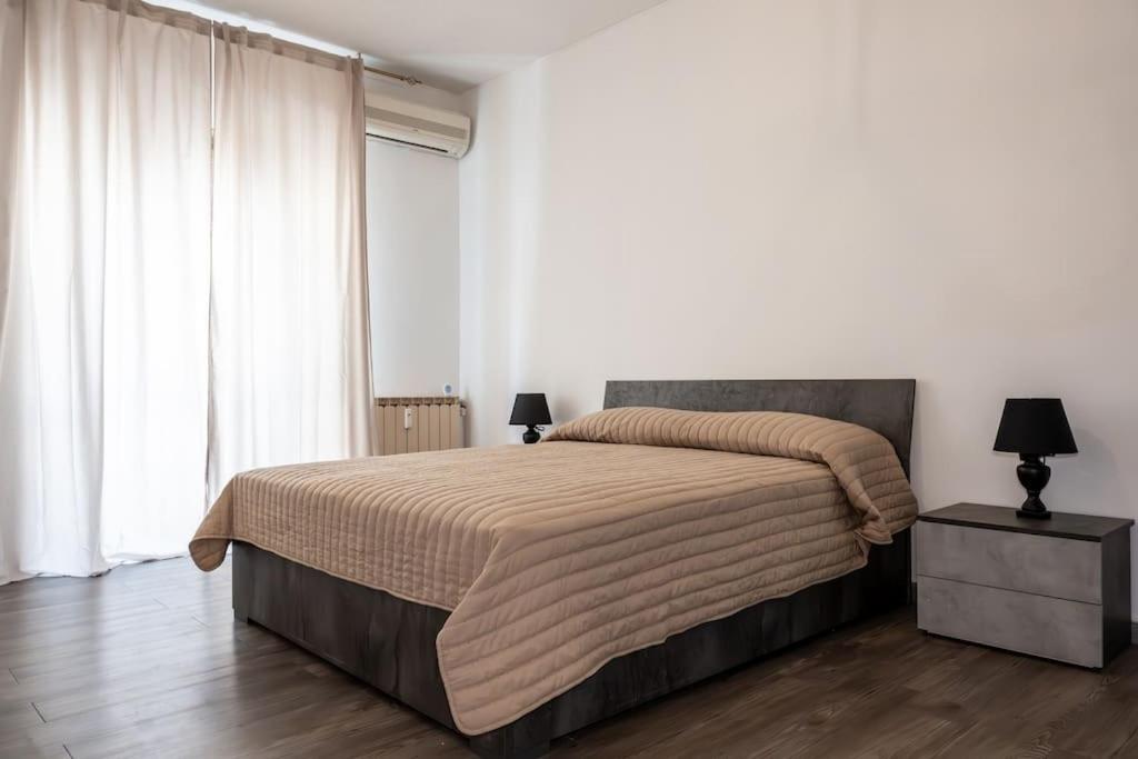 Gentile's House - Metro A a 50m diretta per il centro WiFi UltraFibra & Smart Working