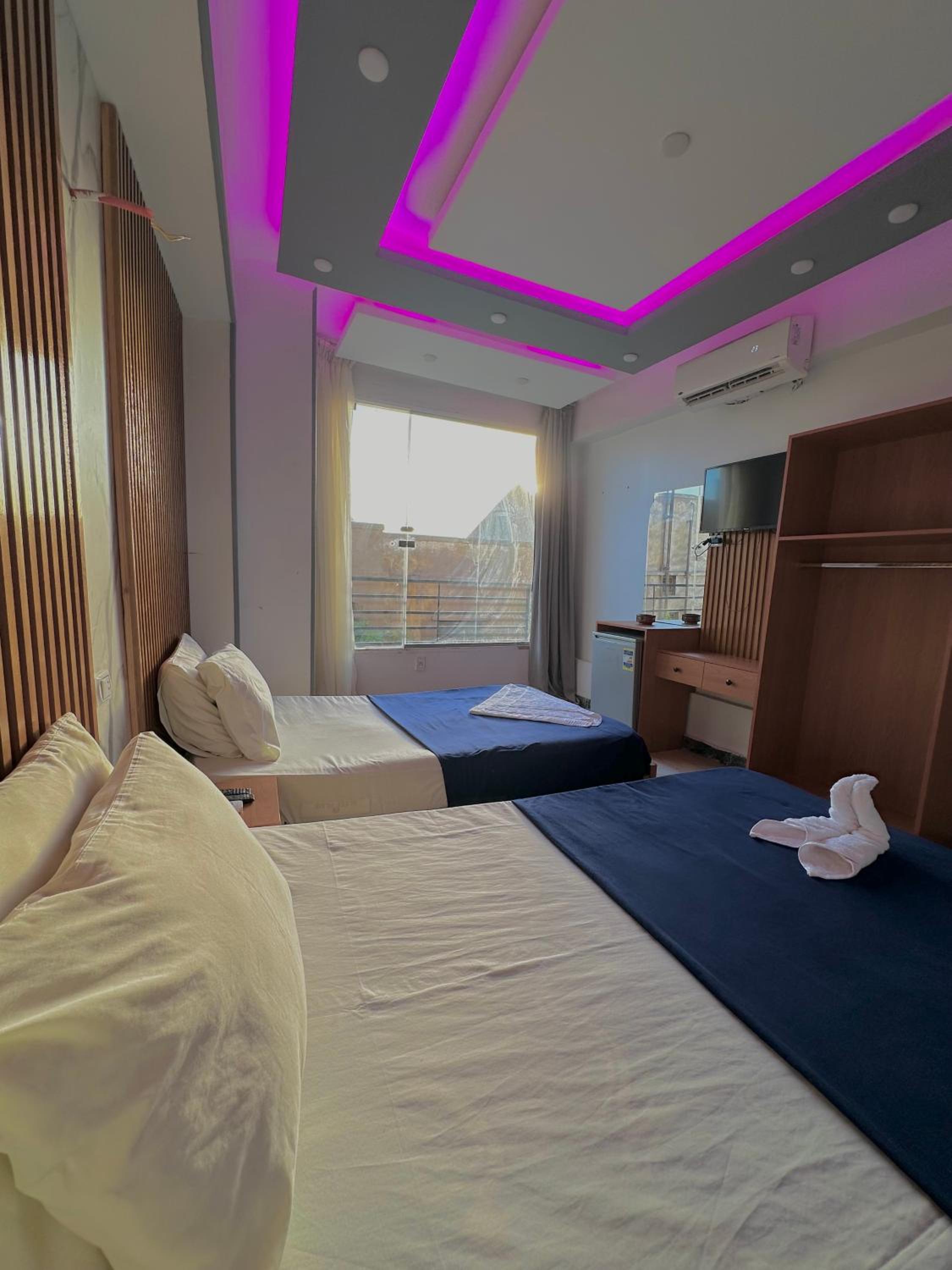 Pyramids Family Inn