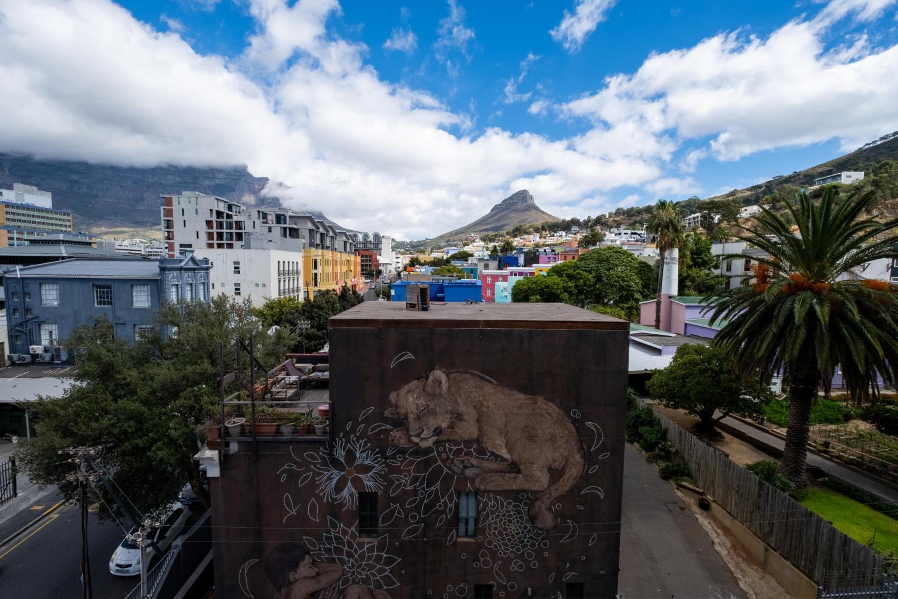 The Rose 407: Modern City Studio with Rooftop Pool view 4