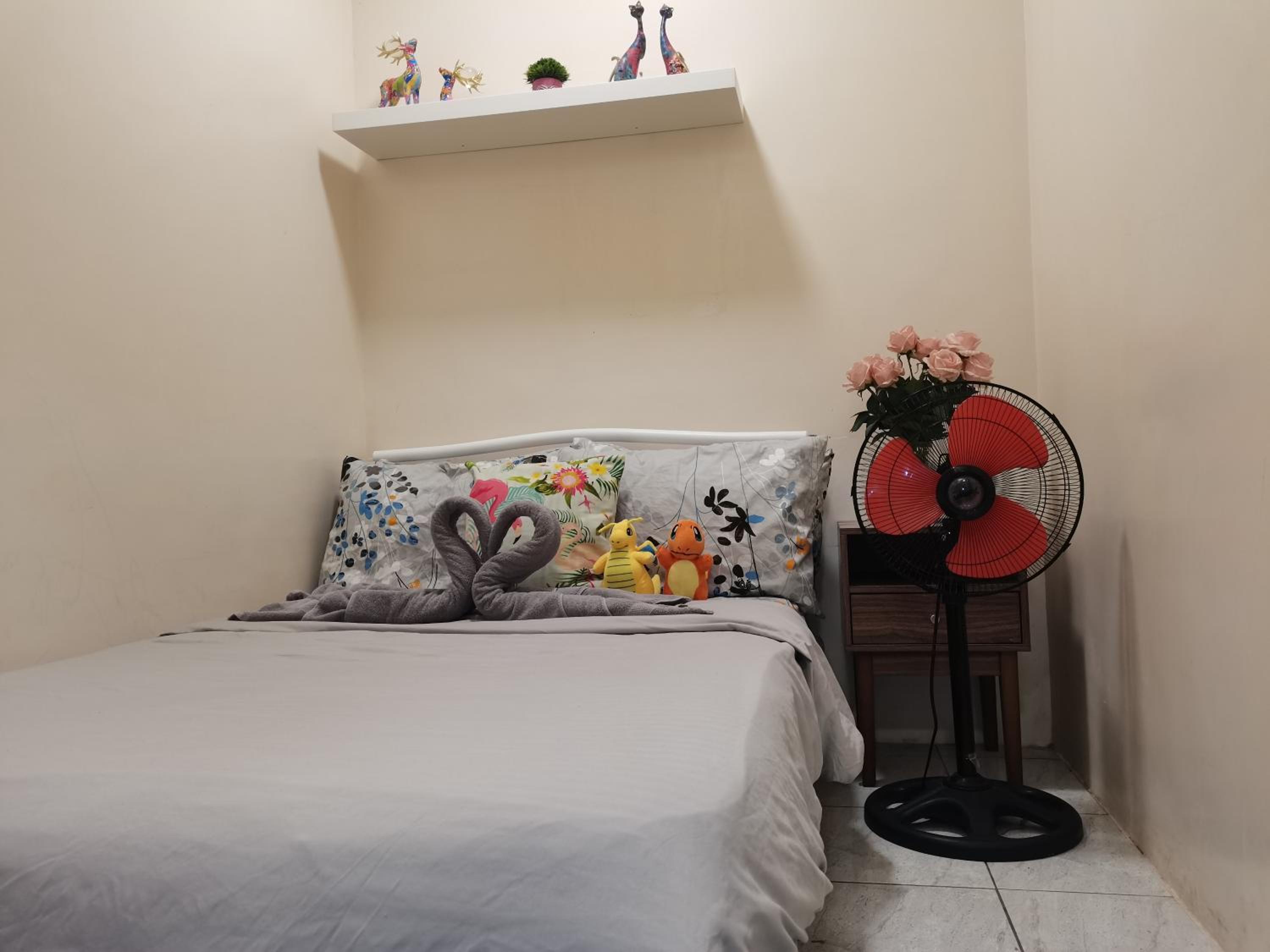 2BR Condo PET FRIENDLY at Near Session Road and Burnham view 2