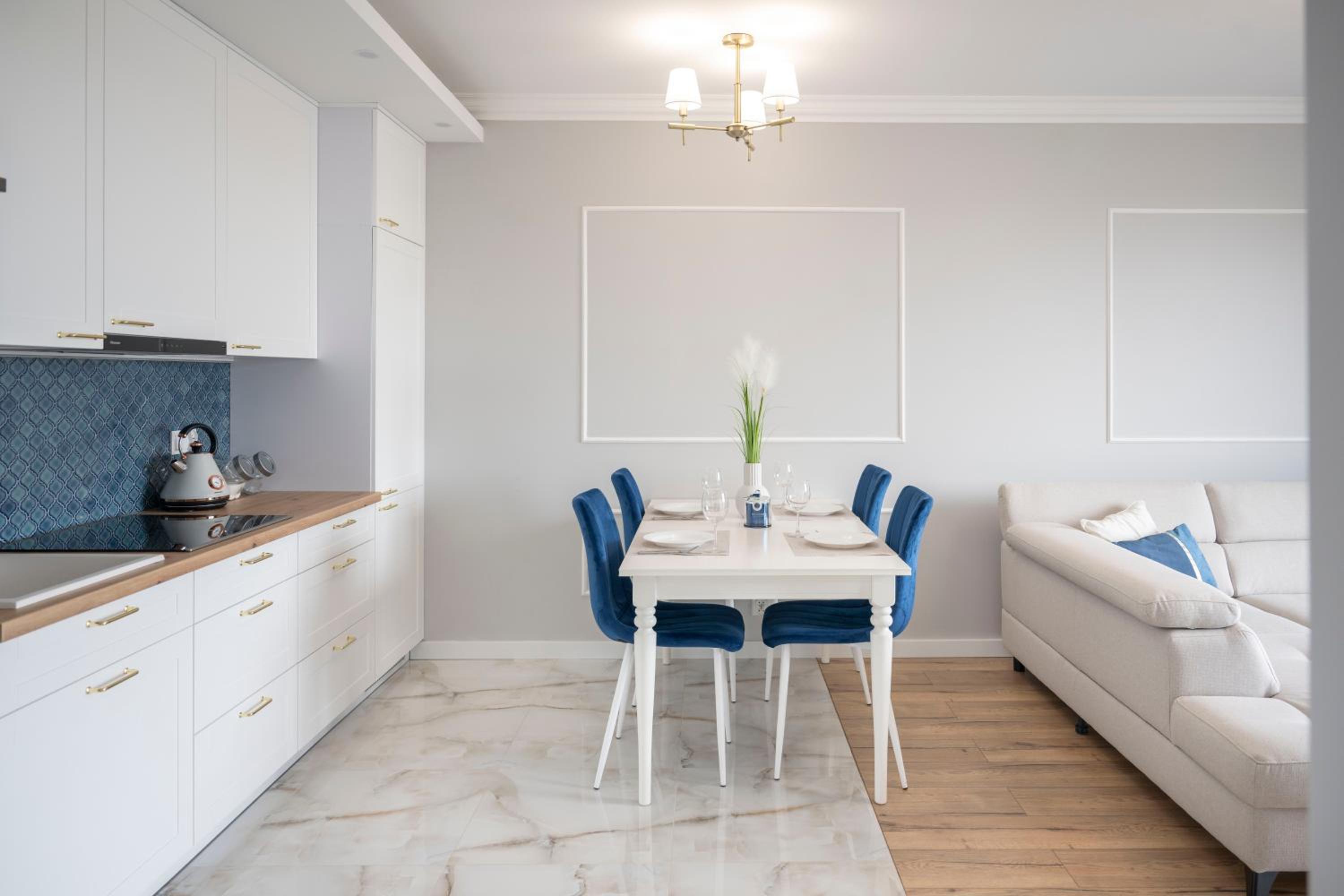 Photo 103