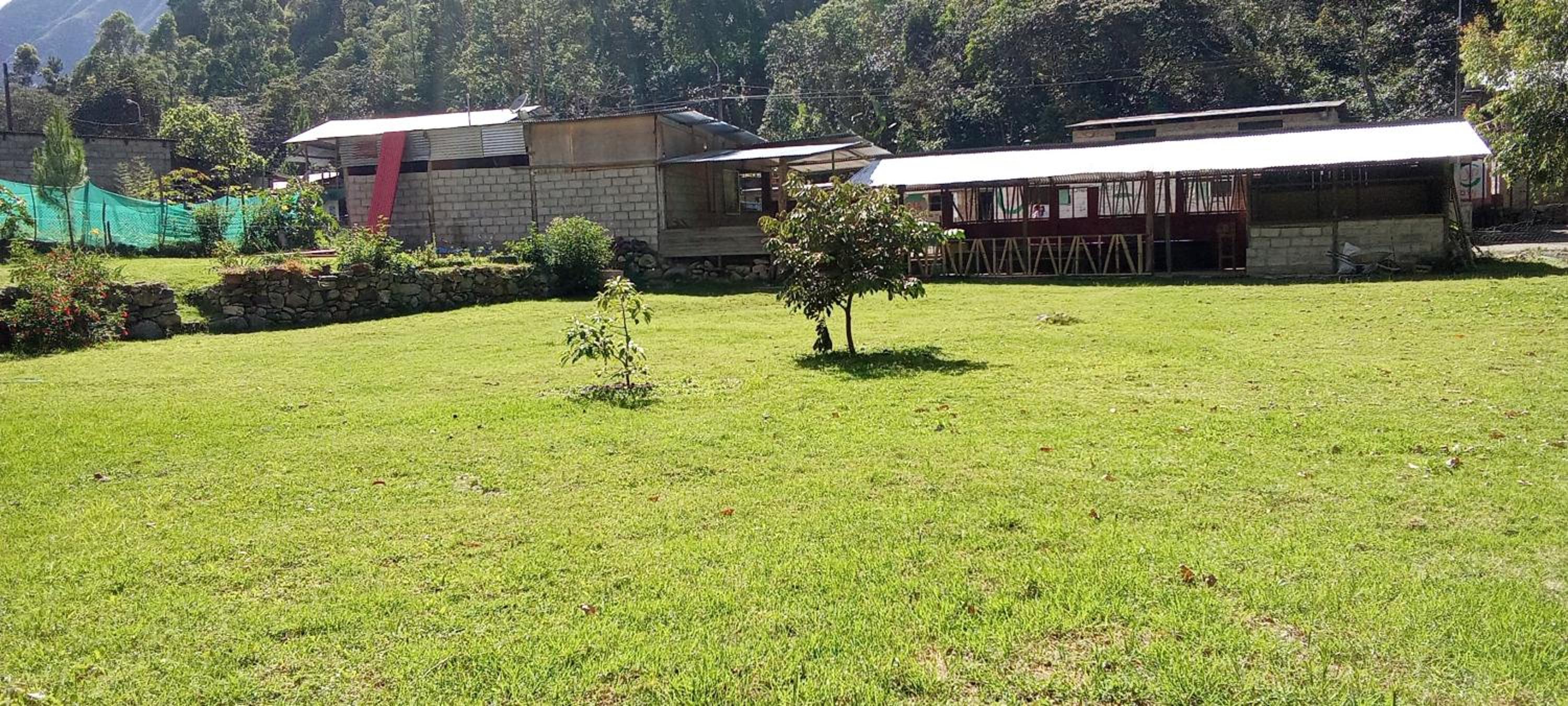 Camping-Alojamiento El Mirador