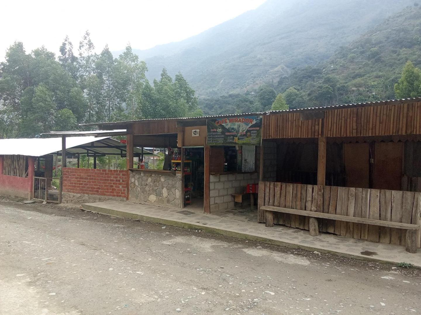 Camping-Alojamiento El Mirador